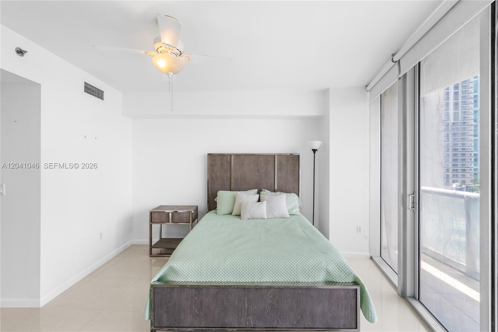 495 Brickell Ave Unit: BAY807