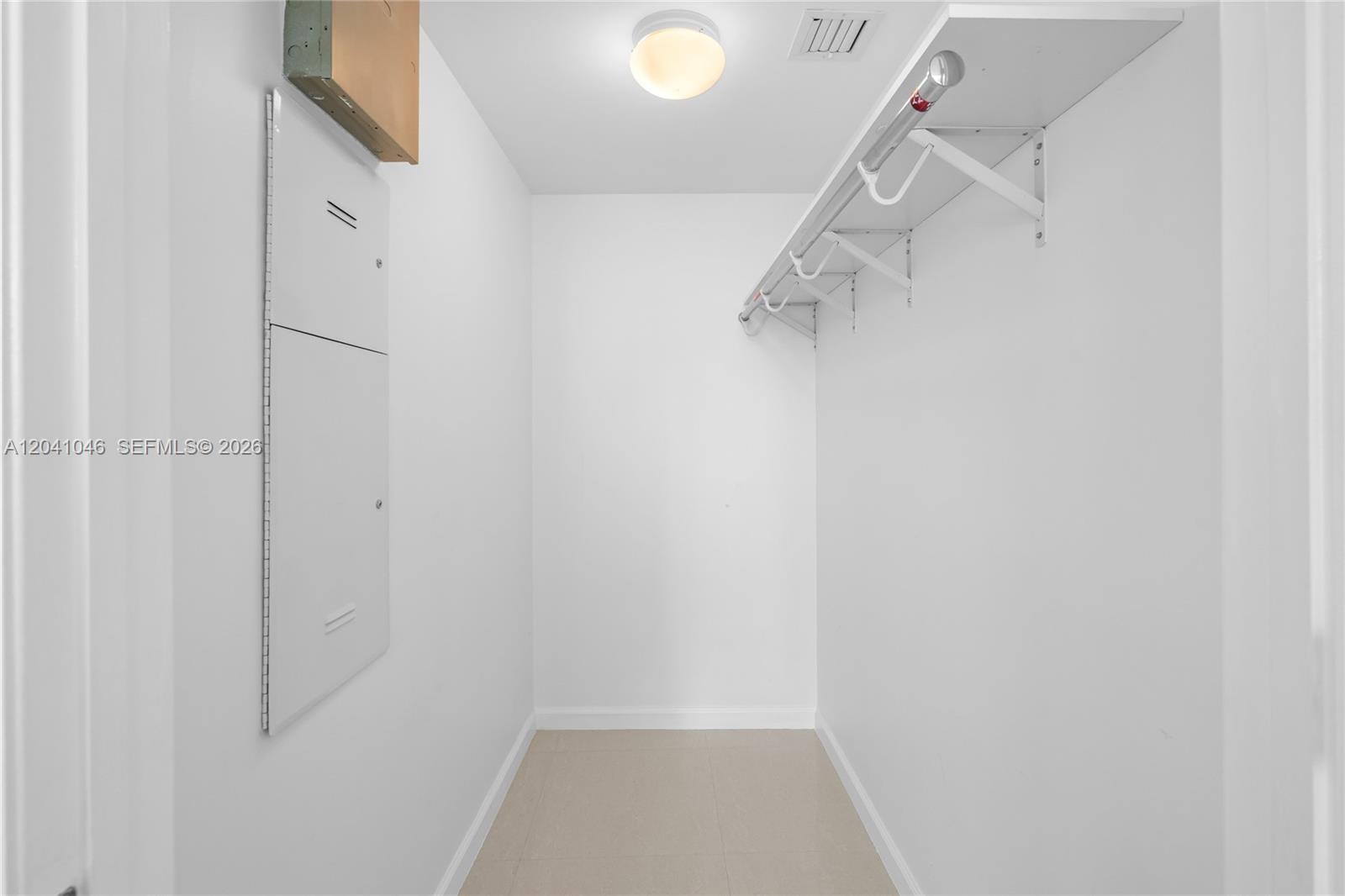 495 Brickell Ave Unit: BAY807