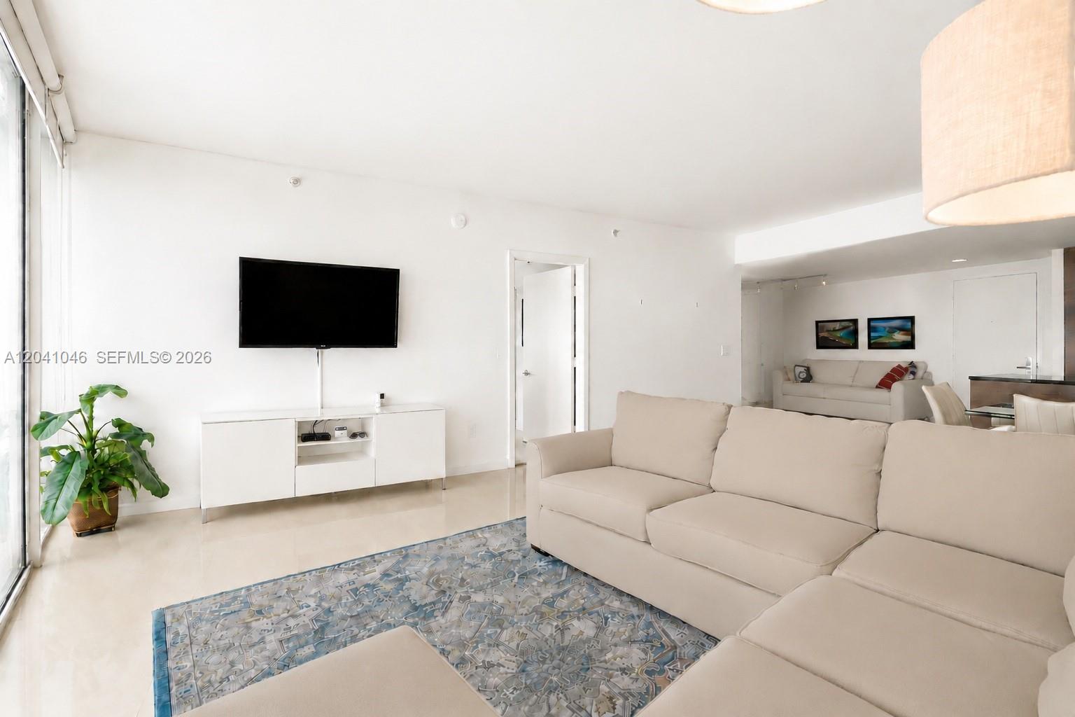 495 Brickell Ave Unit: BAY807