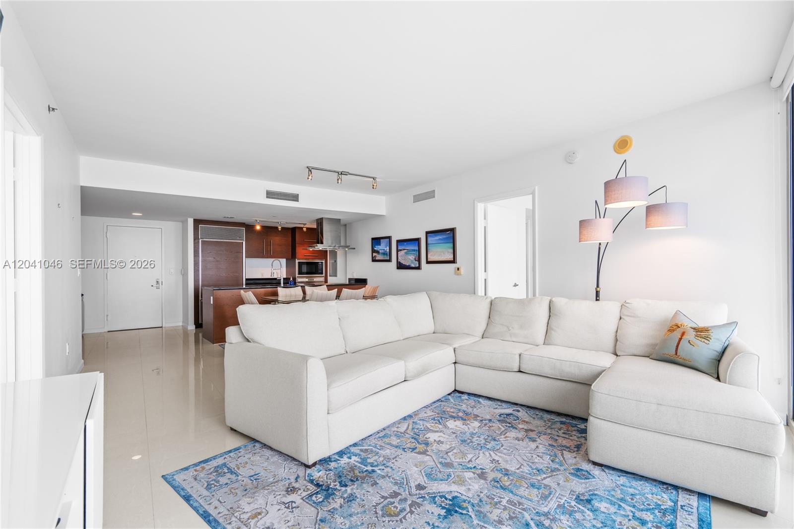 495 Brickell Ave Unit: BAY807