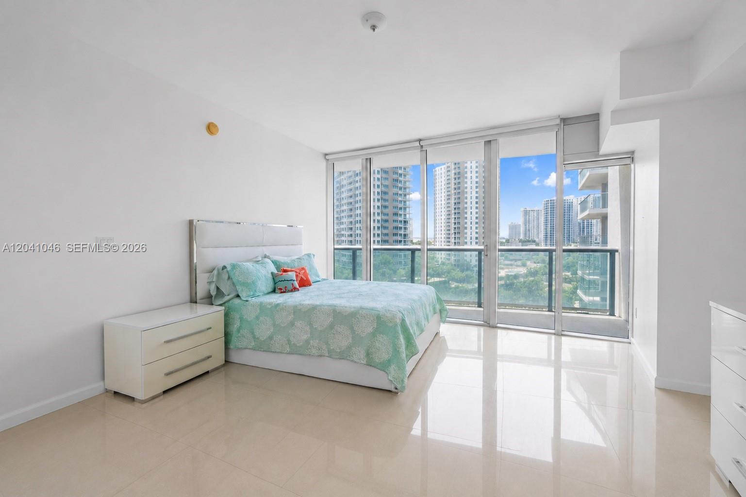 495 Brickell Ave Unit: BAY807