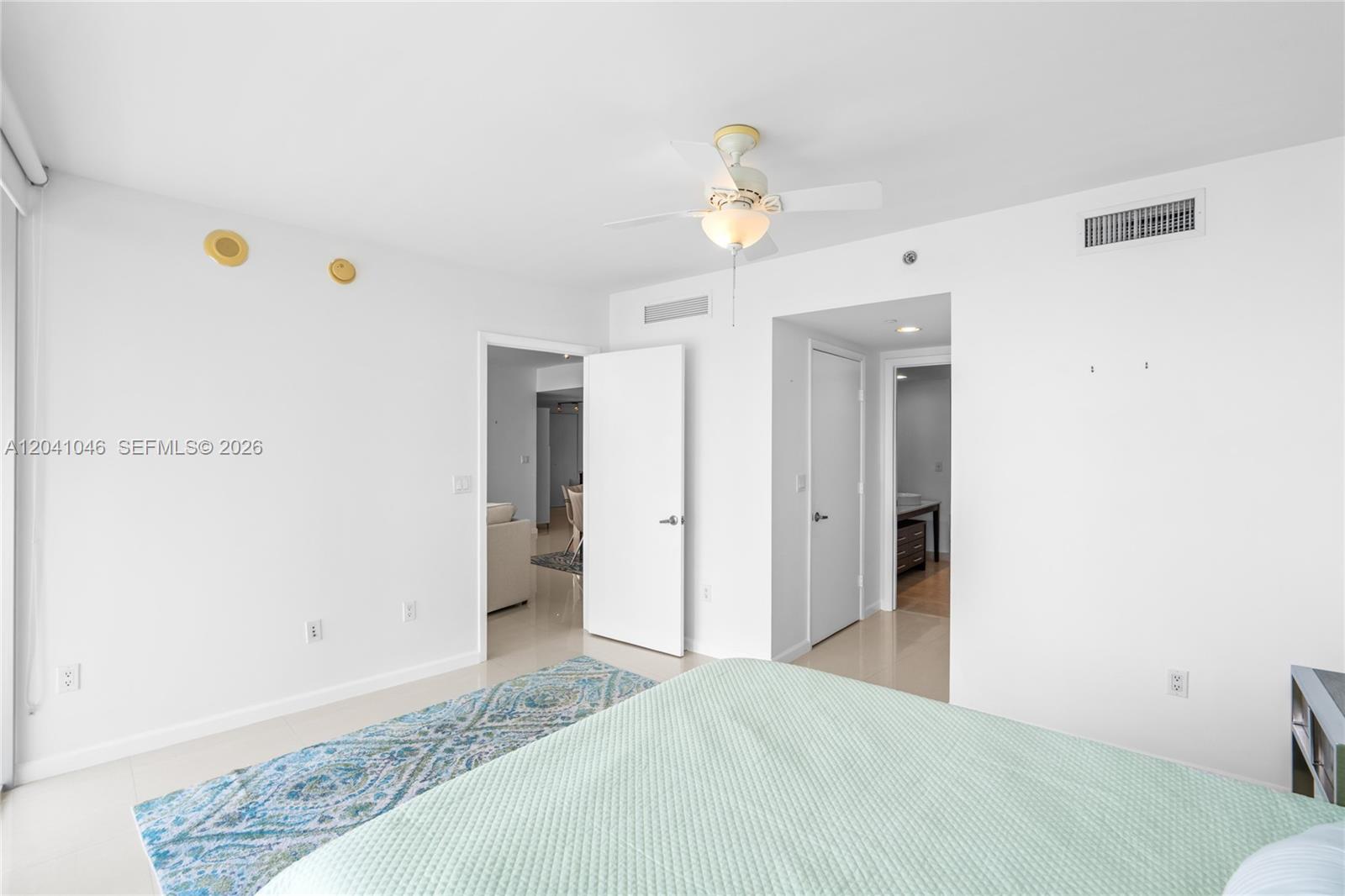 495 Brickell Ave Unit: BAY807