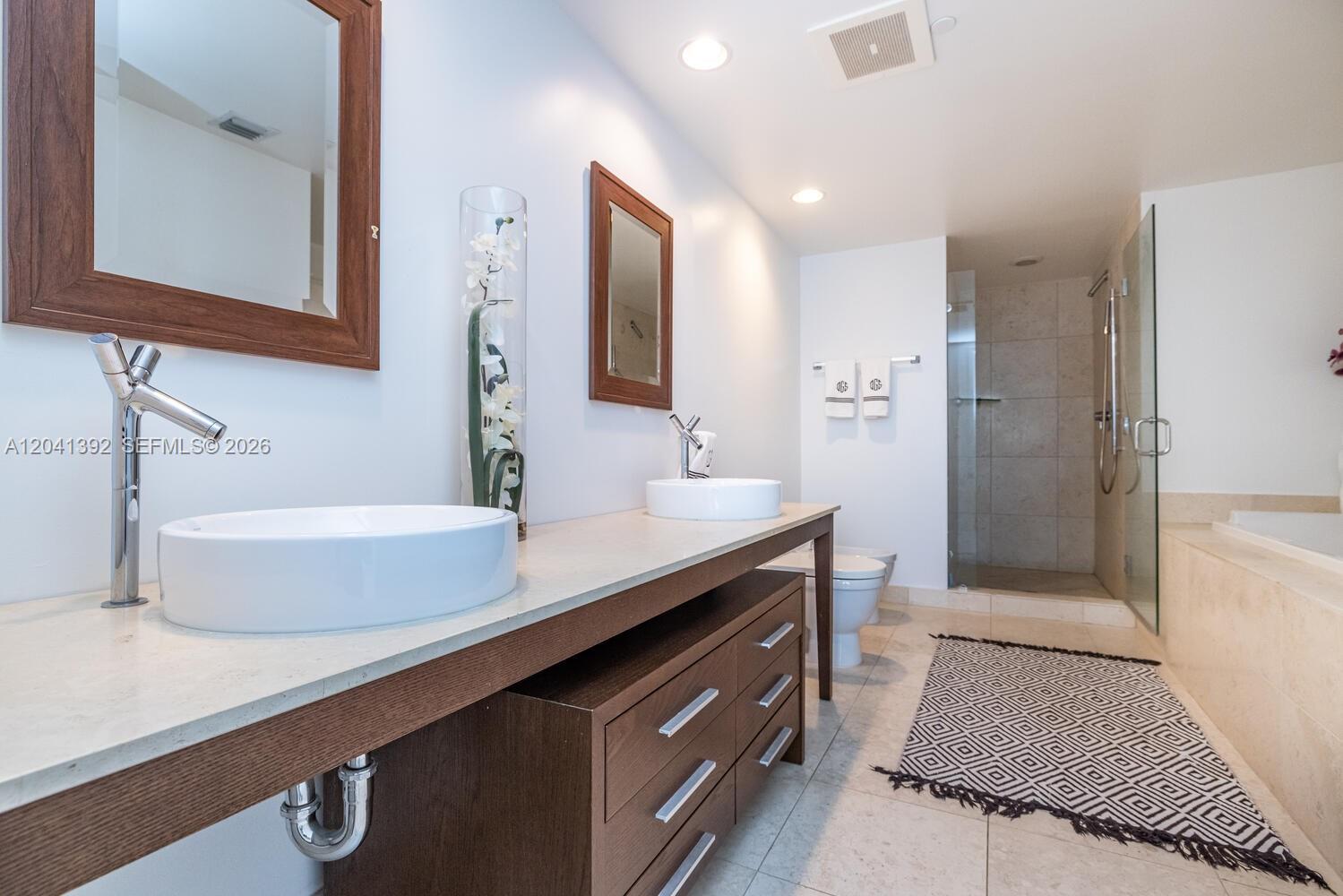 475 BRICKELL AVE # 4715