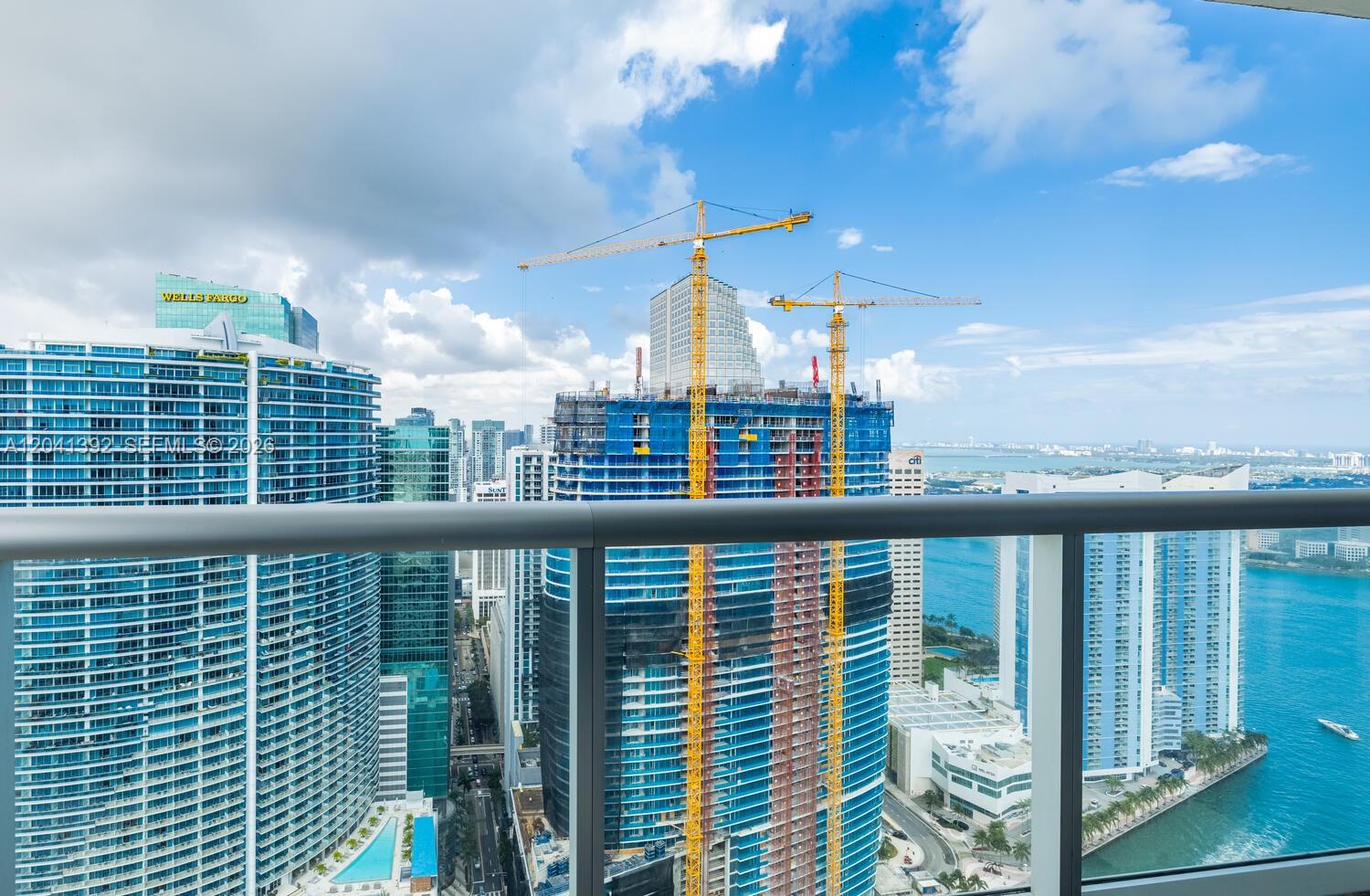 475 BRICKELL AVE # 4715