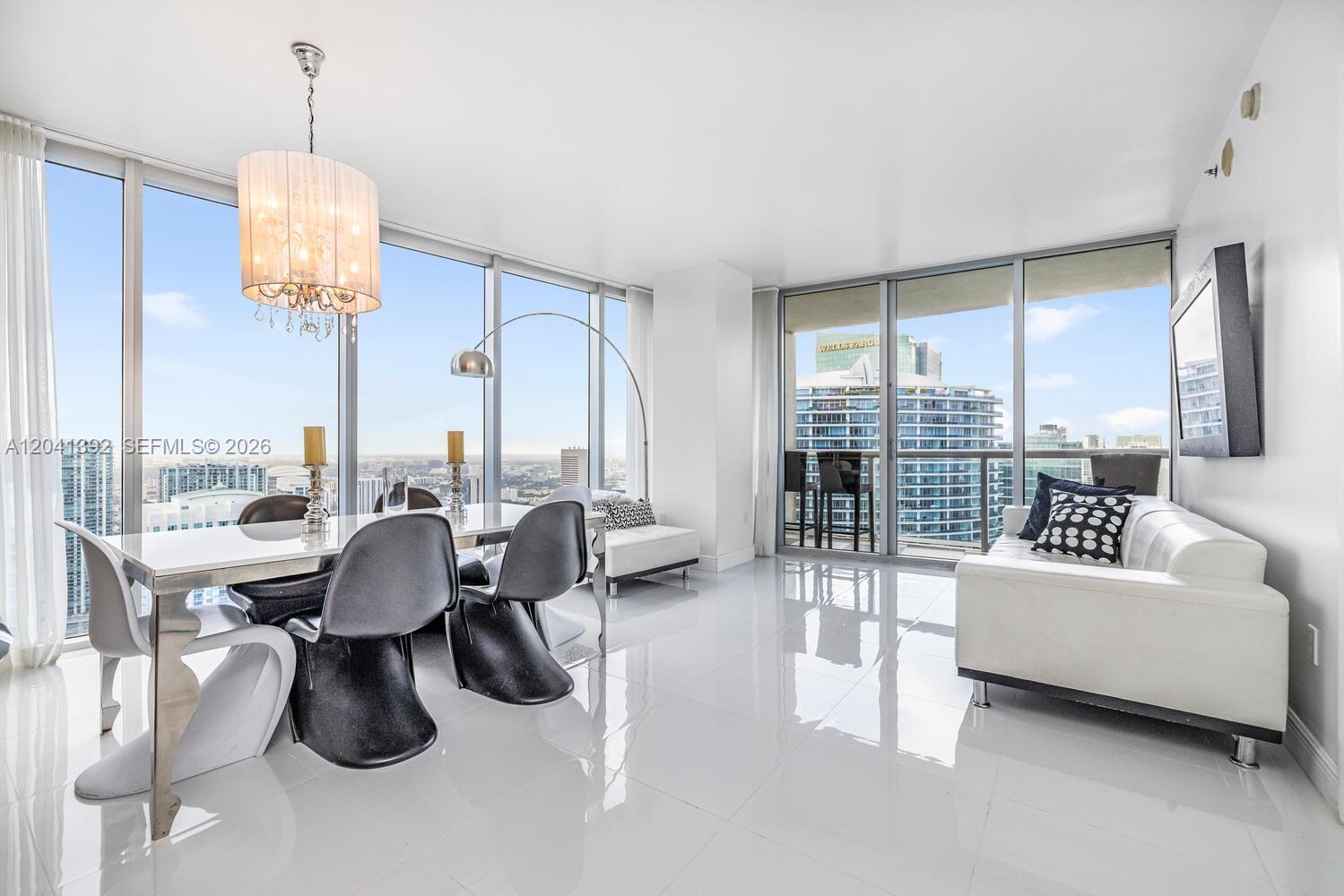 475 BRICKELL AVE # 4715