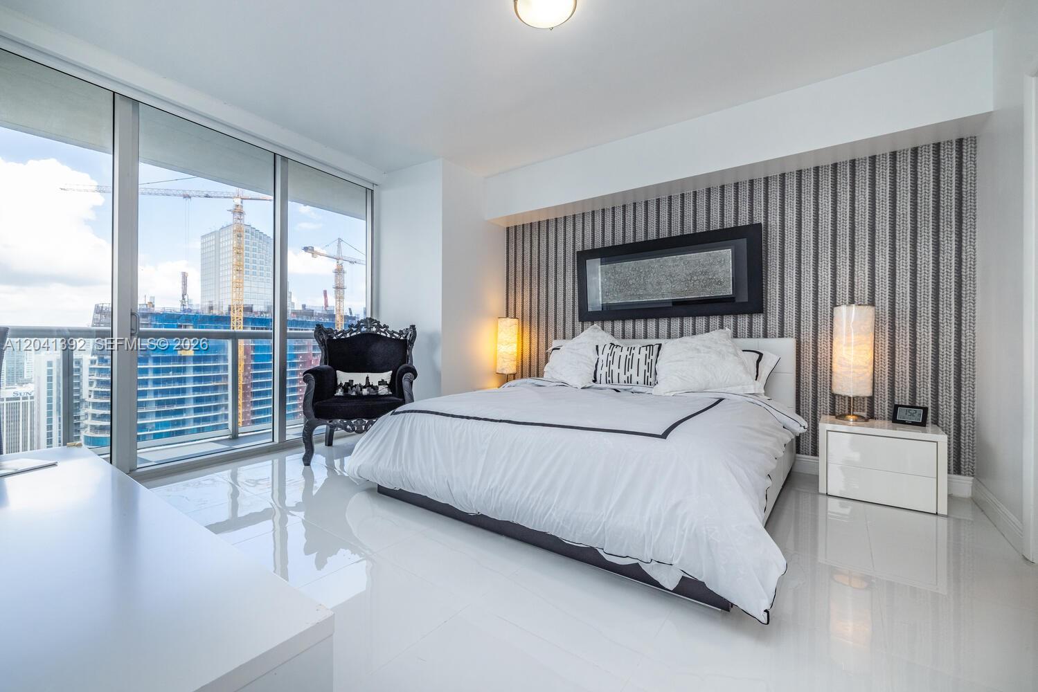 475 BRICKELL AVE # 4715
