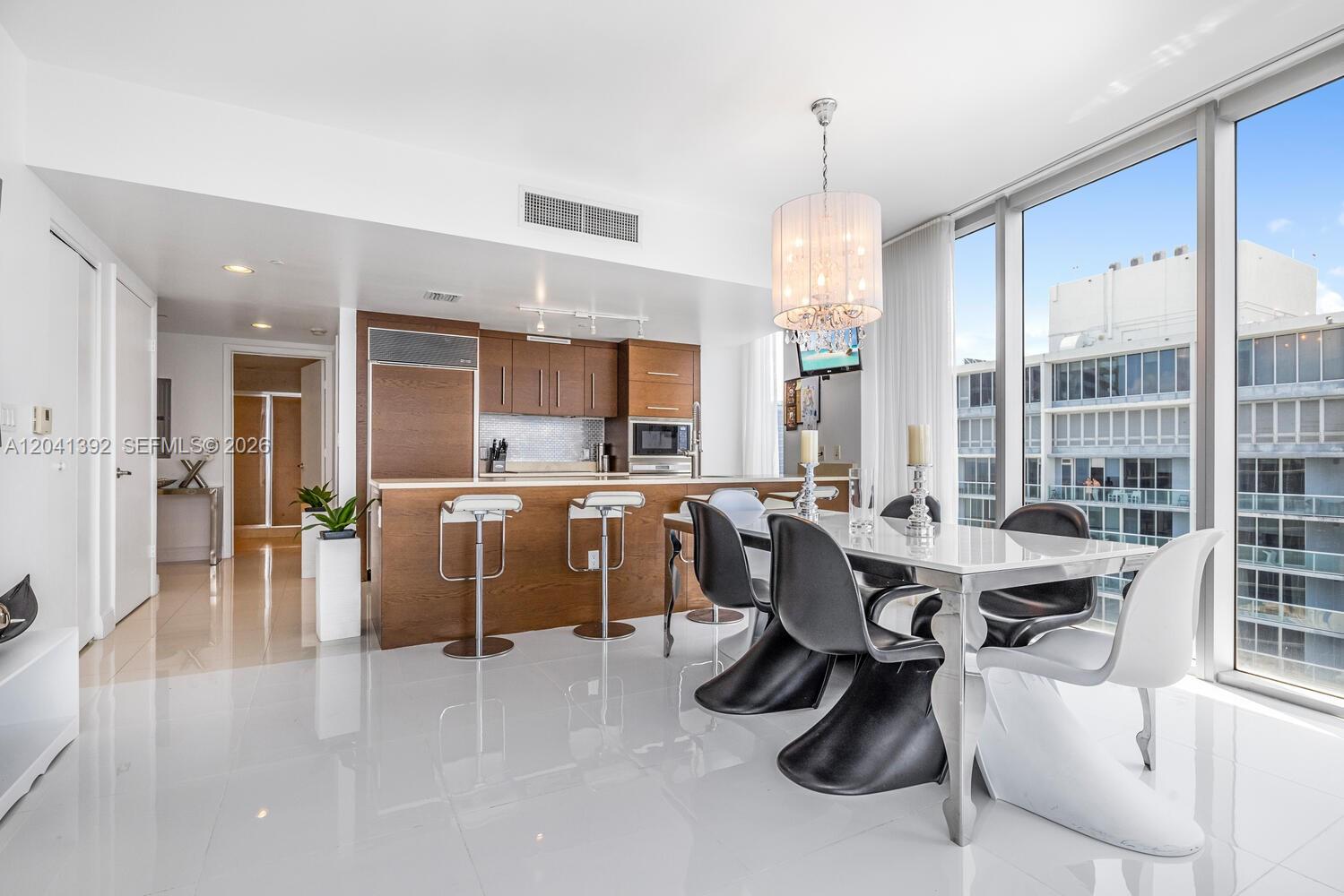 475 BRICKELL AVE # 4715