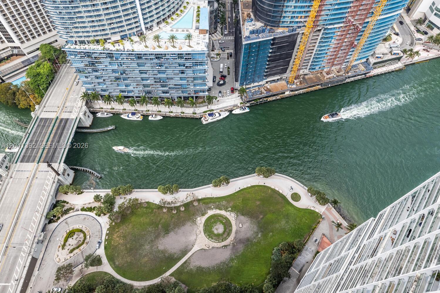 475 BRICKELL AVE # 4715
