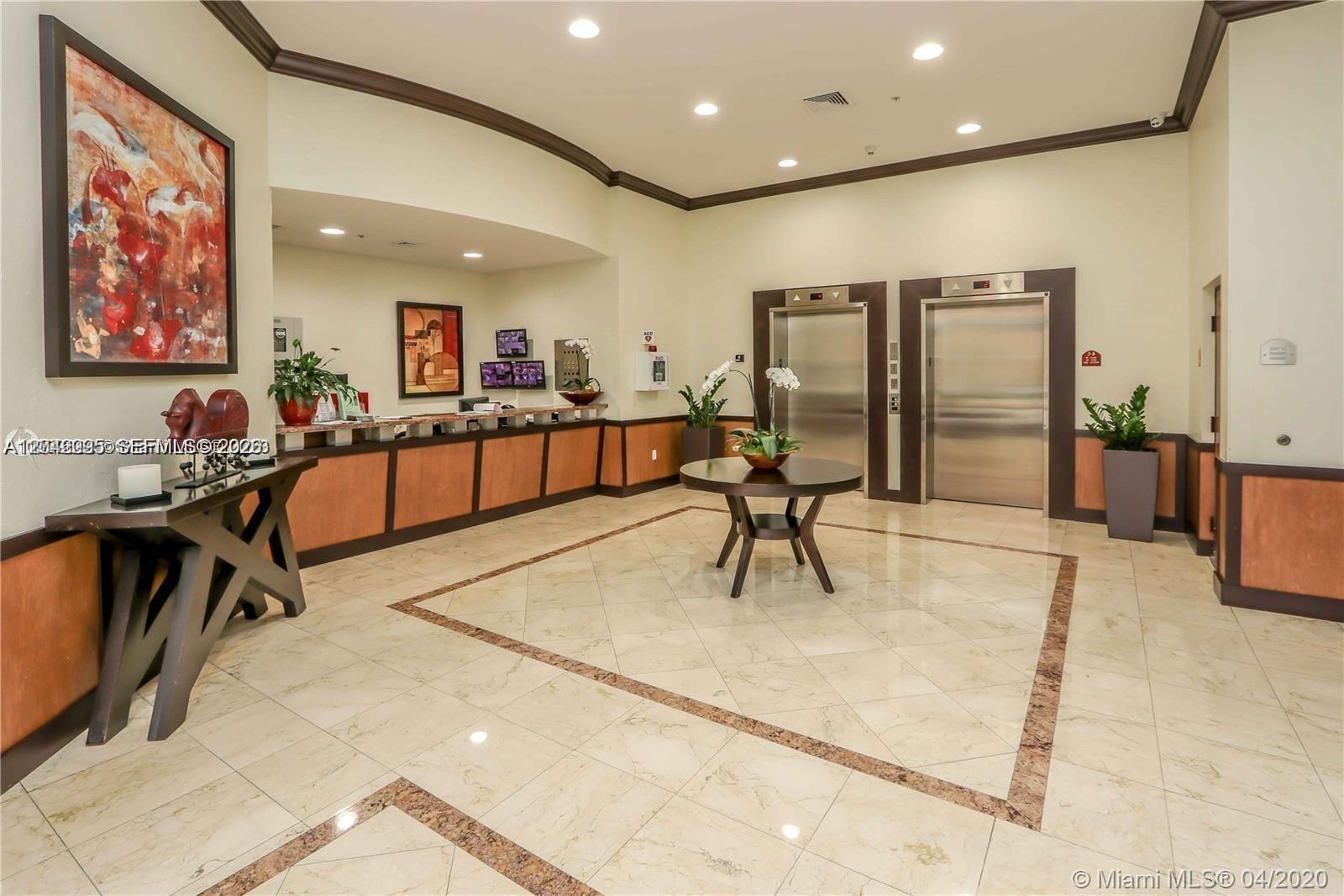 2030 S Douglas Rd # 724
