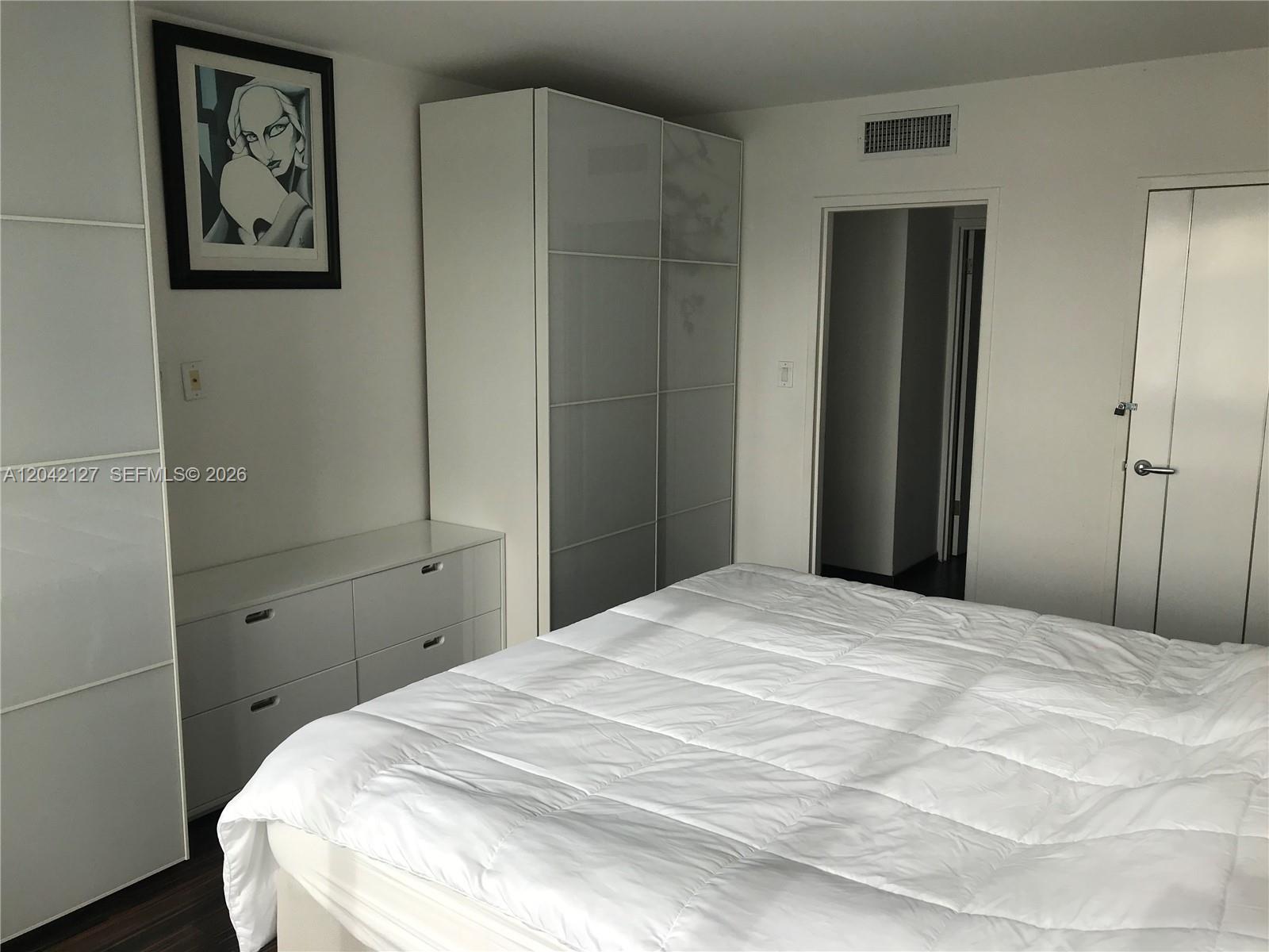 1000 WEST AVE # 318