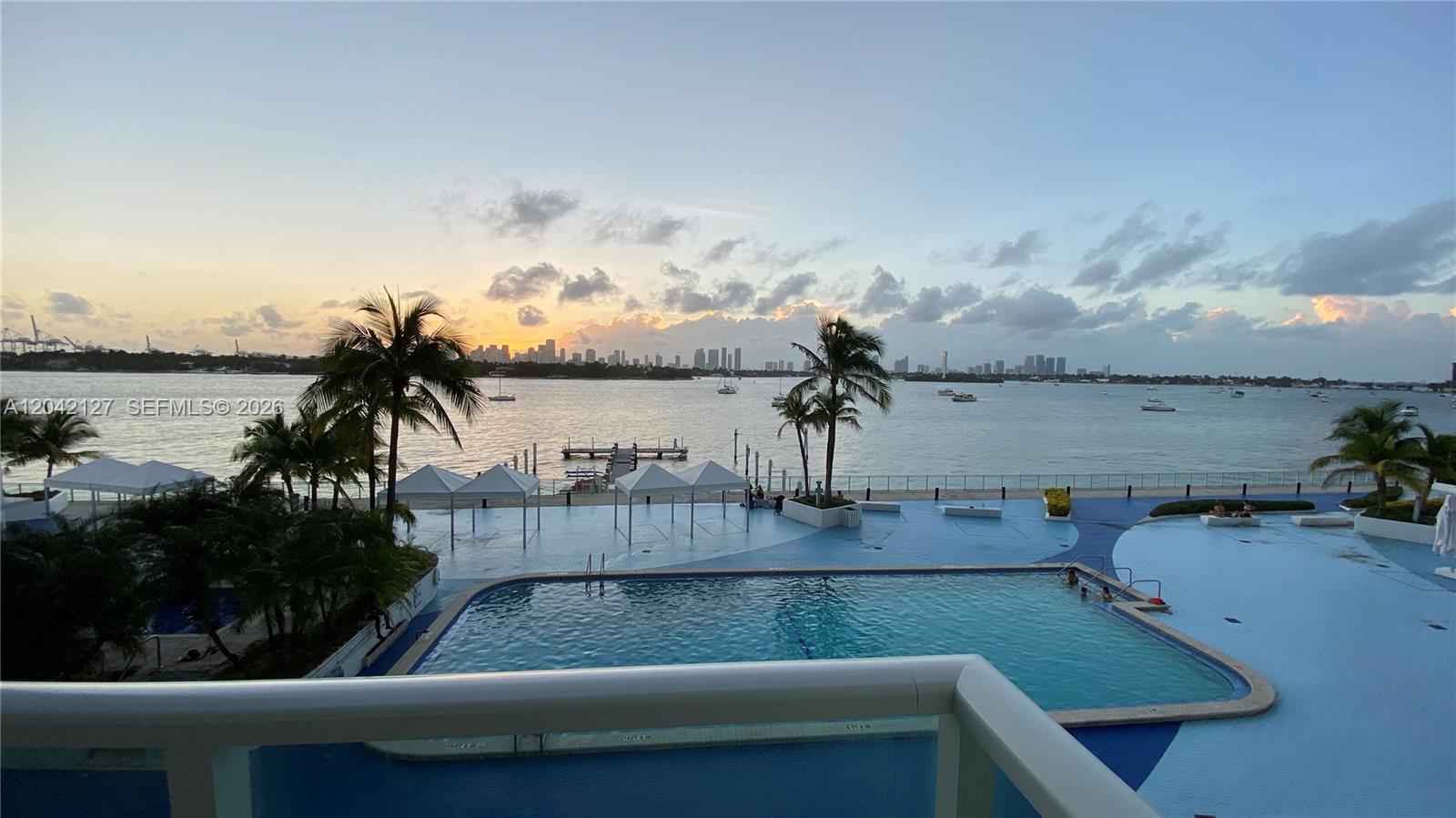 1000 WEST AVE # 318