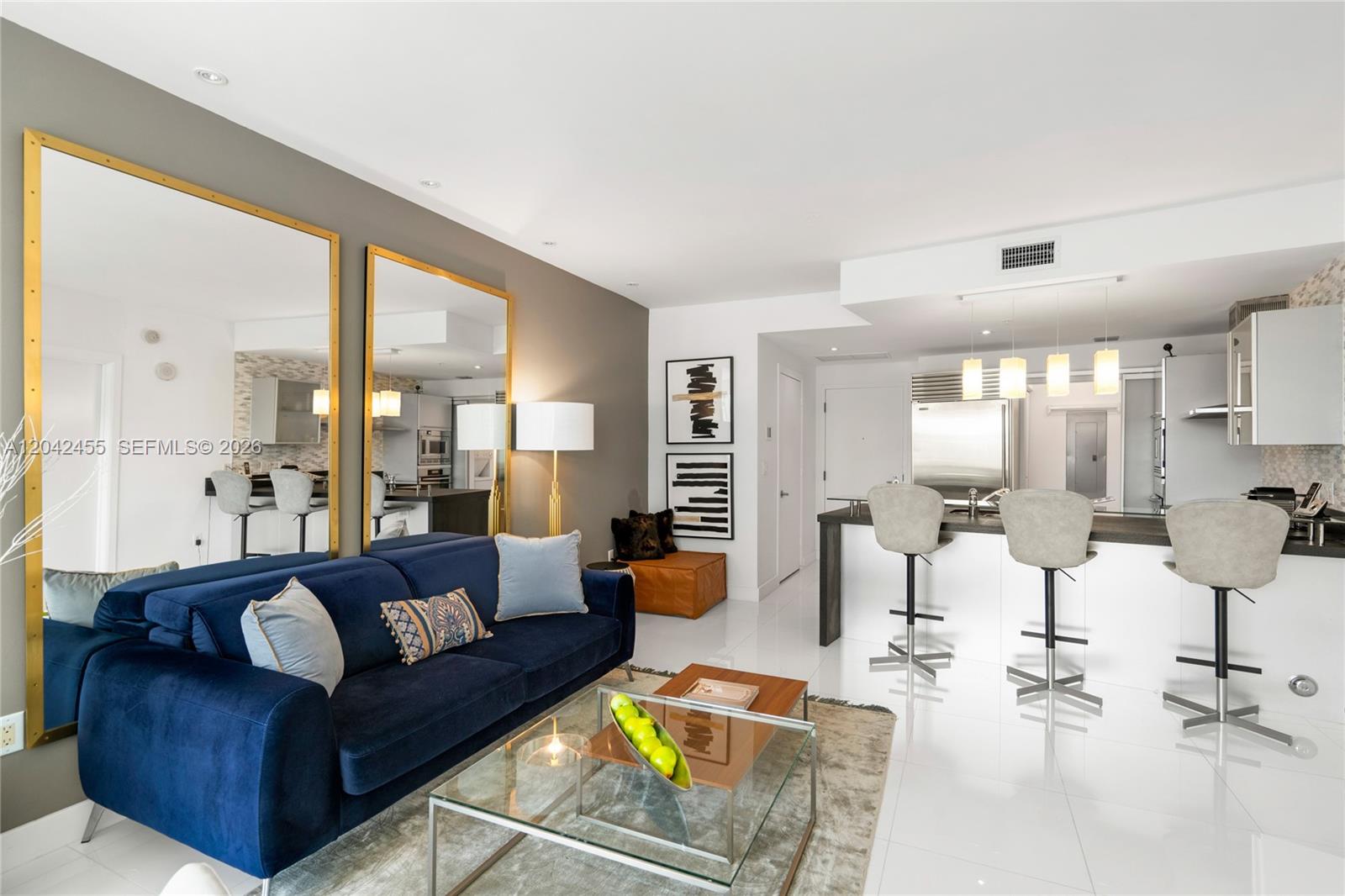 18201 Collins Ave # 603