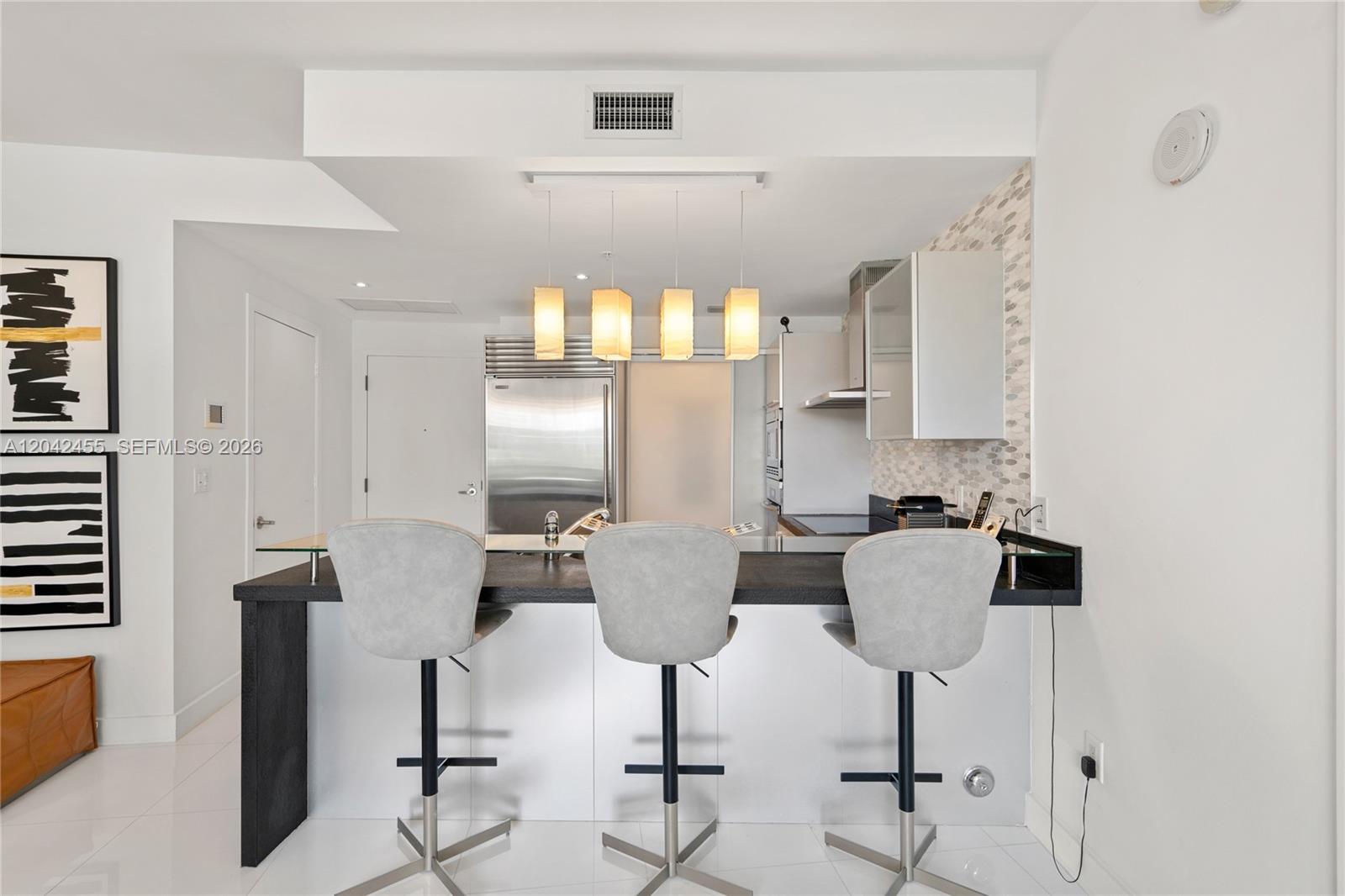 18201 Collins Ave # 603