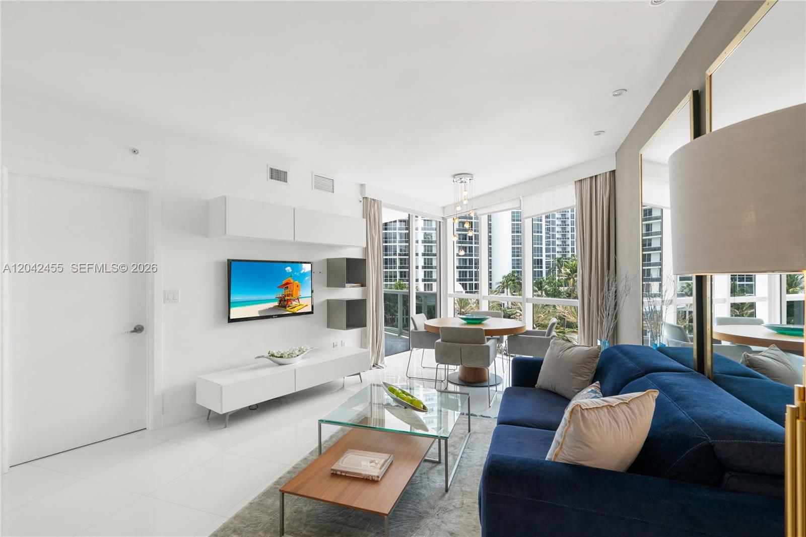 18201 Collins Ave # 603