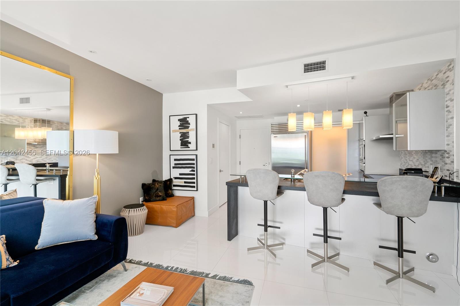 18201 Collins Ave # 603