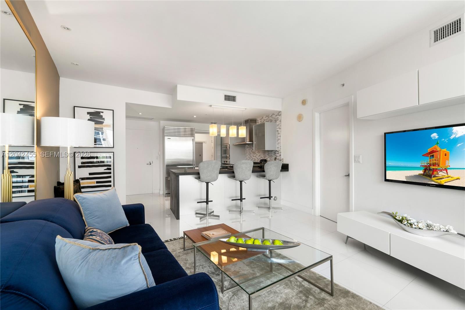 18201 Collins Ave # 603