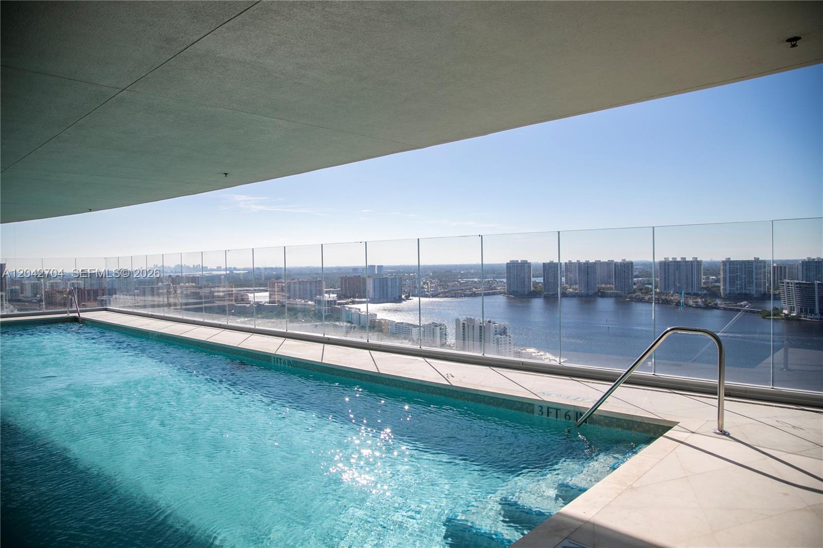 18501 Collins Ave # 04 Unit: 4003-04