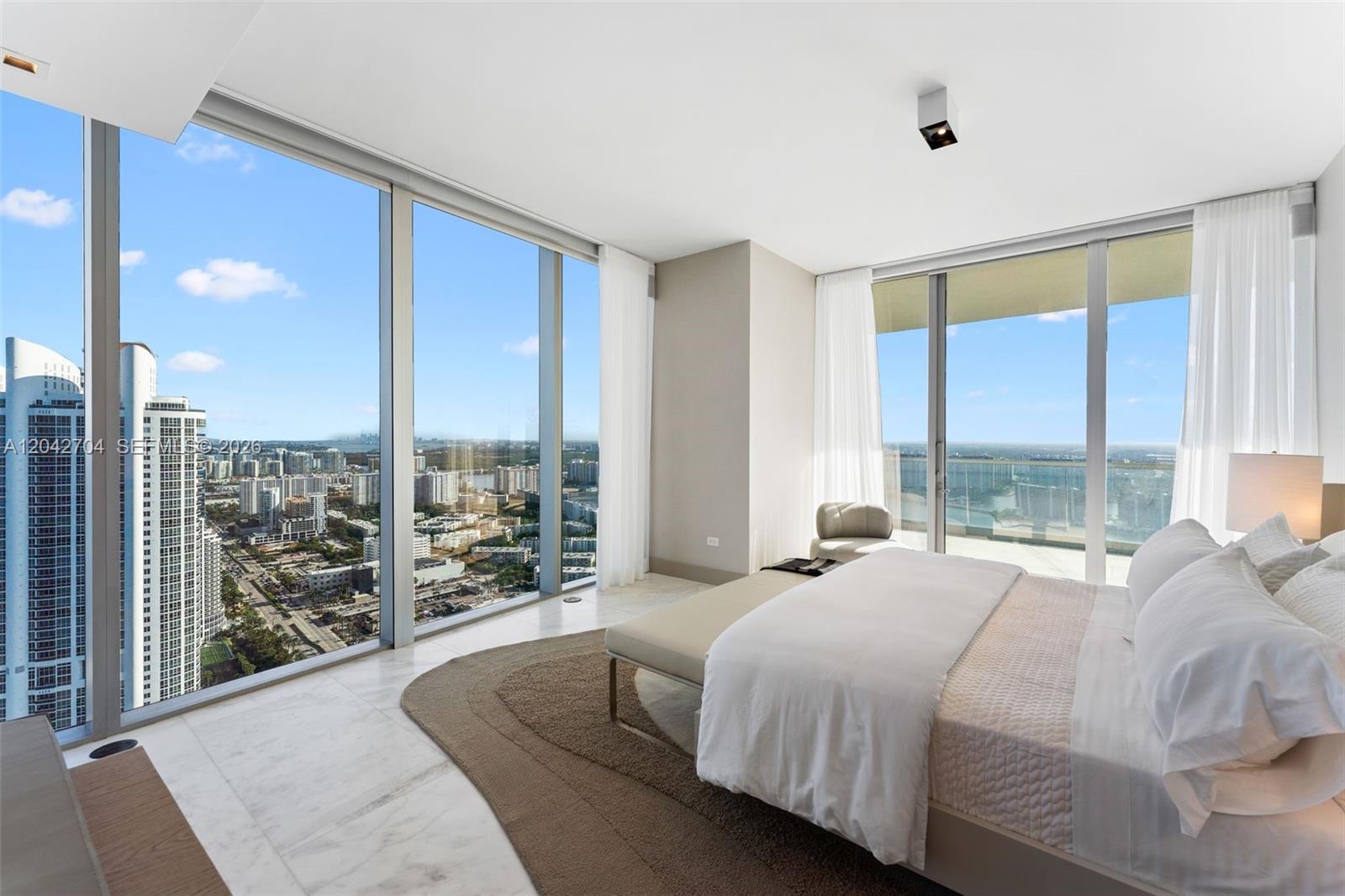 18501 Collins Ave # 04 Unit: 4003-04
