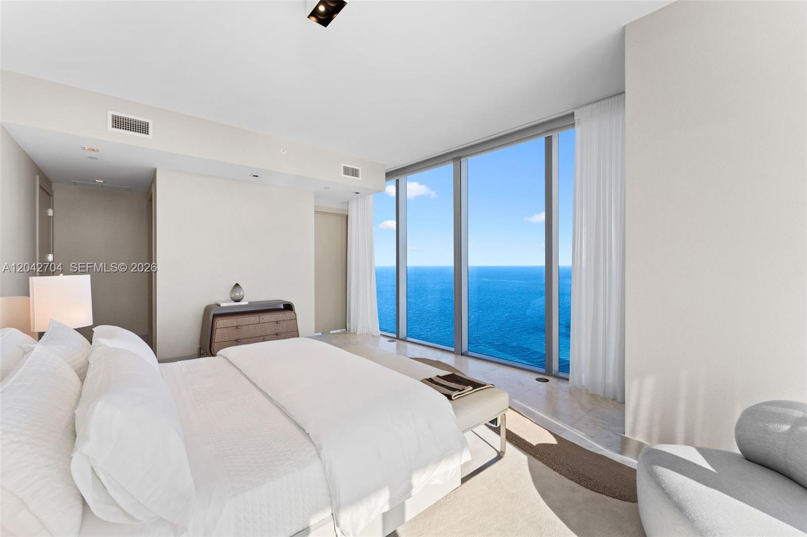 18501 Collins Ave # 04 Unit: 4003-04