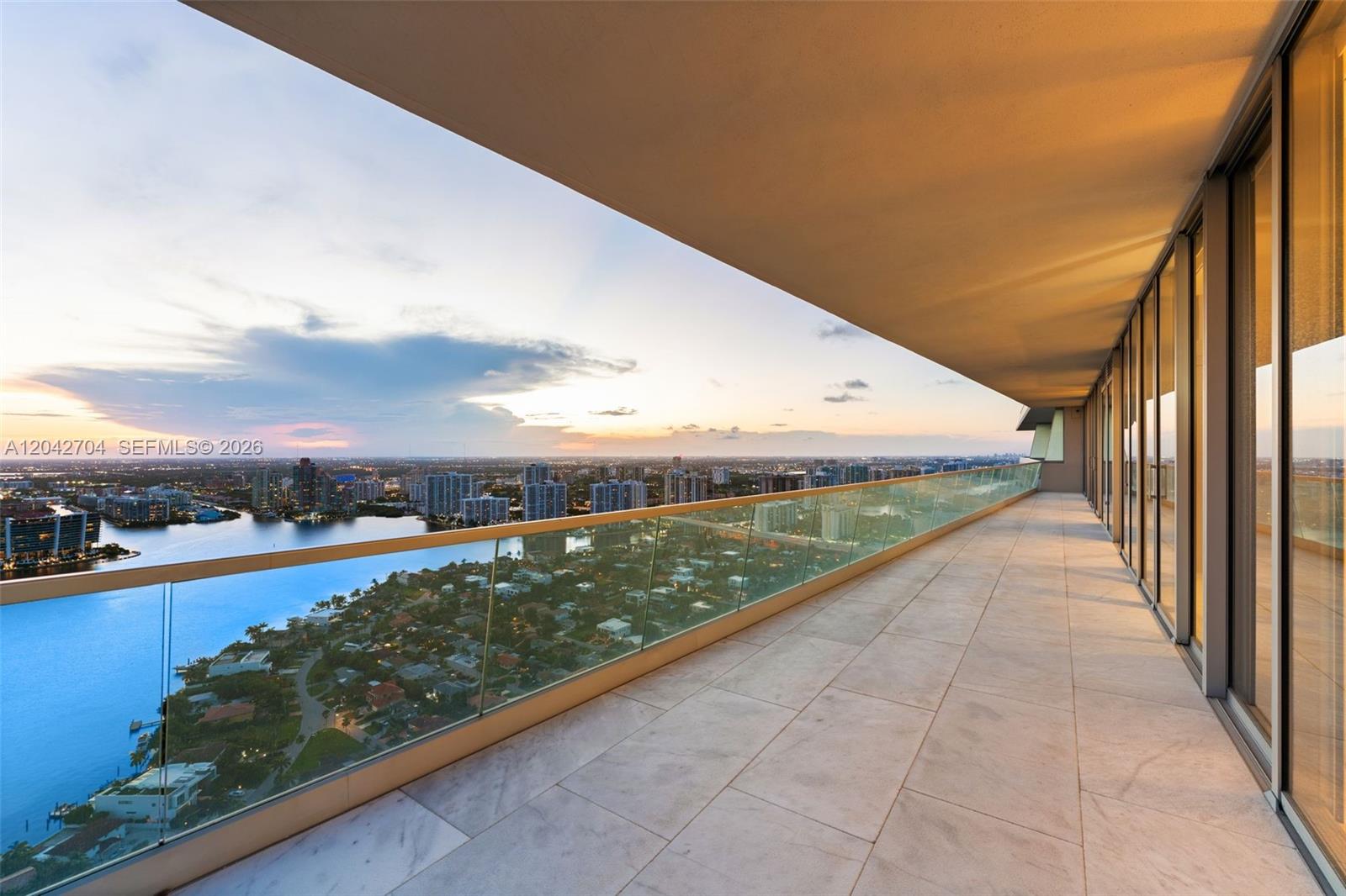 18501 Collins Ave # 04 Unit: 4003-04