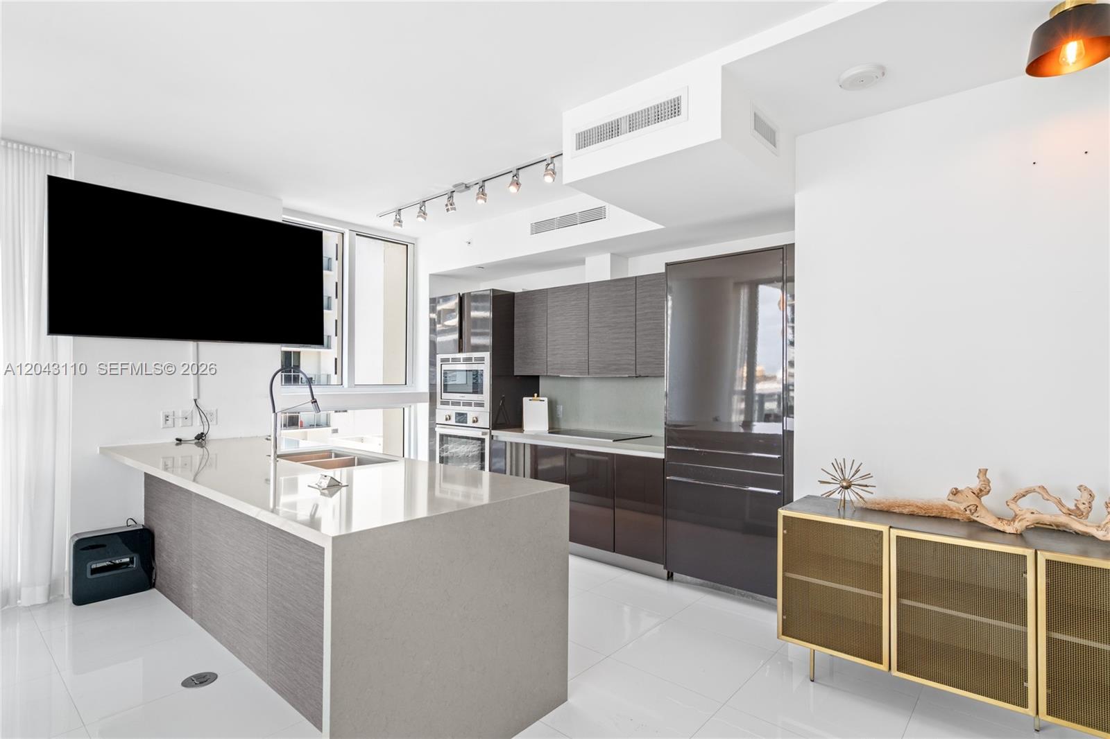 1080 Brickell Ave # 1509
