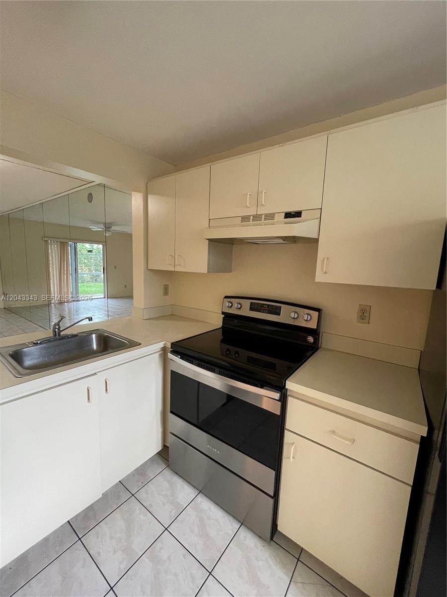 426 NE 210th Cir Ter # 2 Unit: 103-2