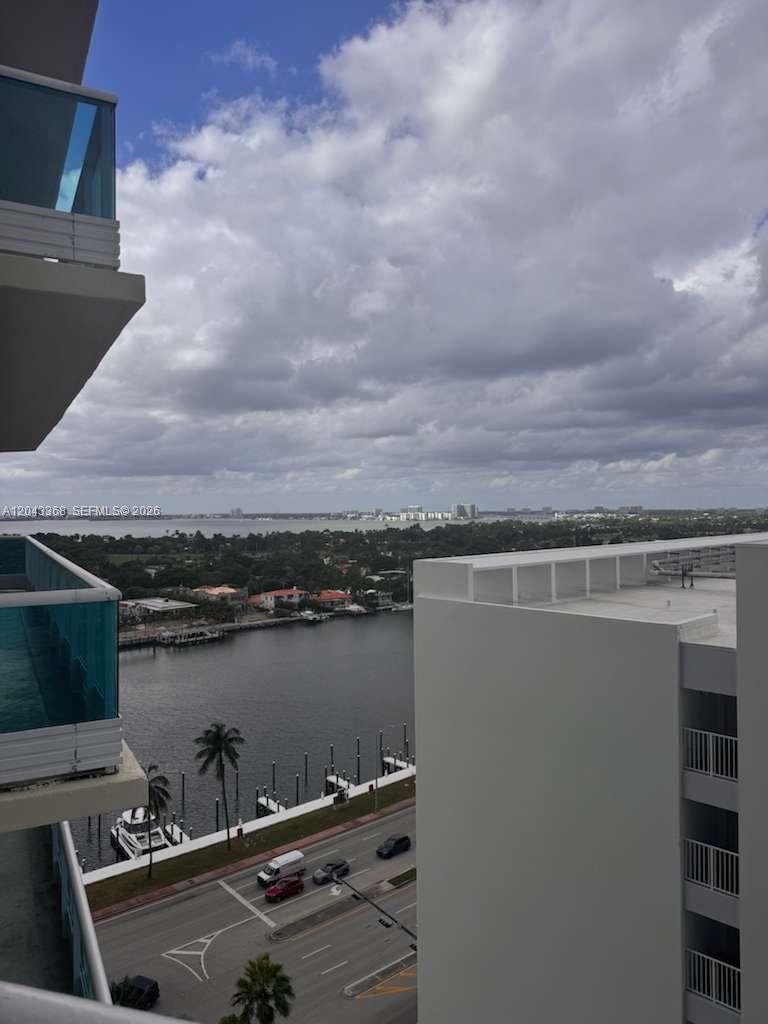 5025 Collins Ave # 1602