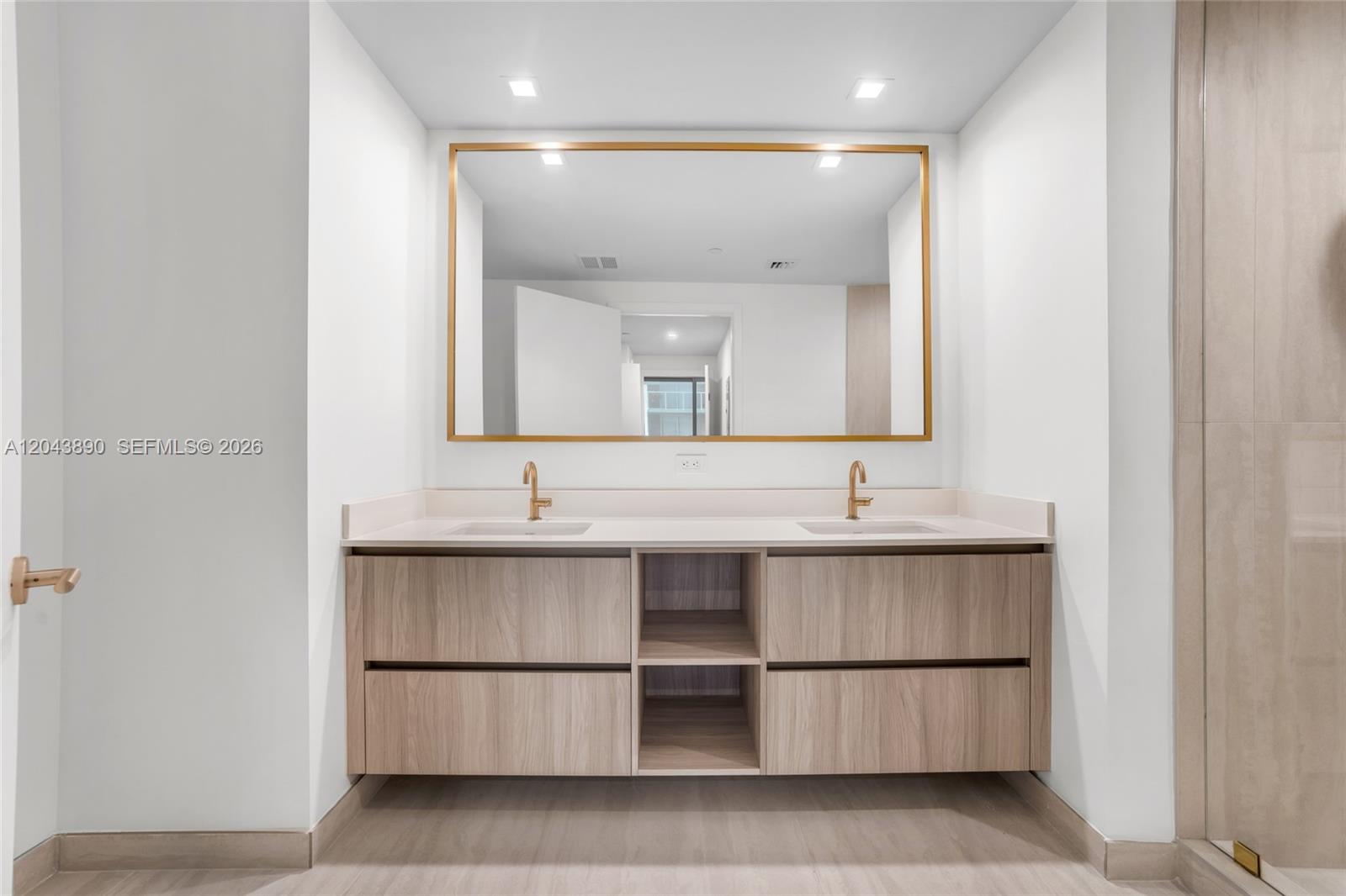 77 SE 5th Street # 1708