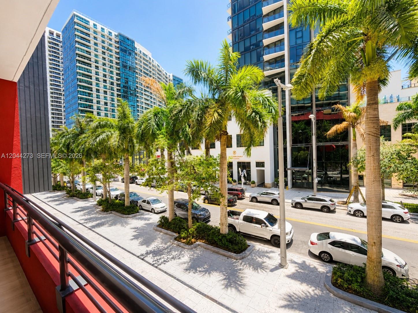 90 NE 32nd St # 205