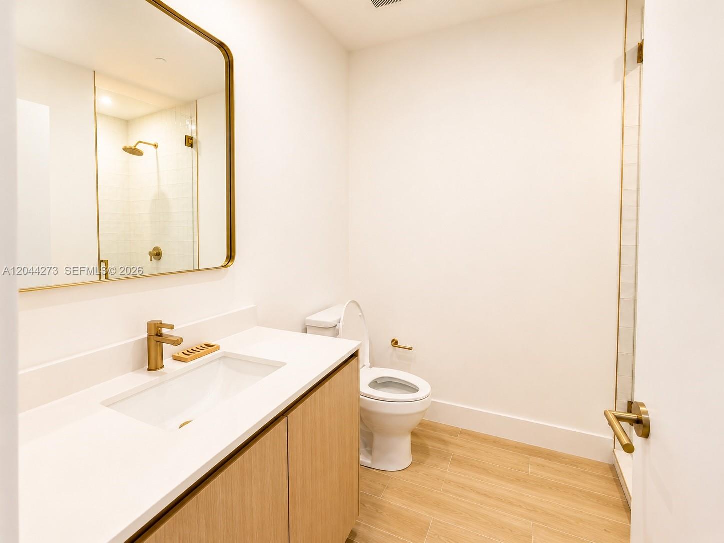 90 NE 32nd St # 205