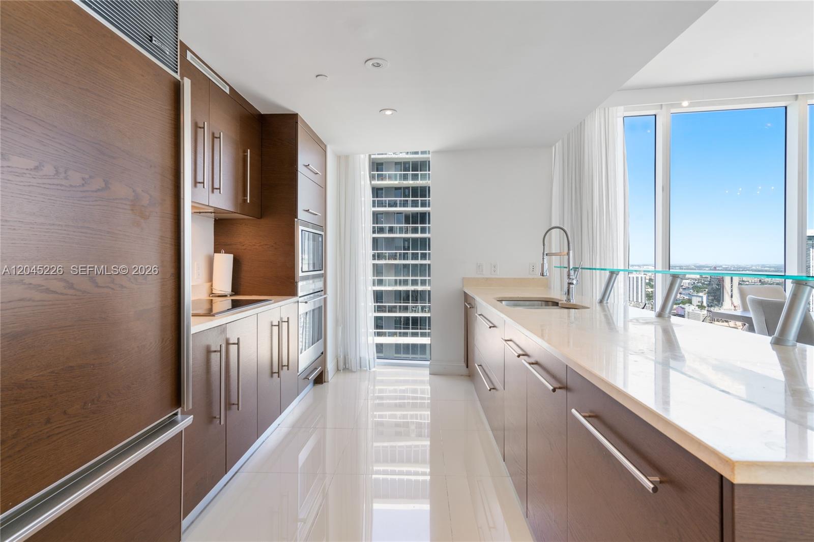 475 Brickell Ave # 4315