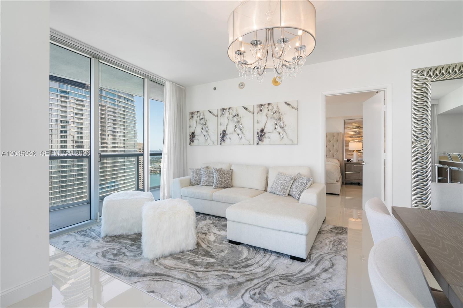 475 Brickell Ave # 4315