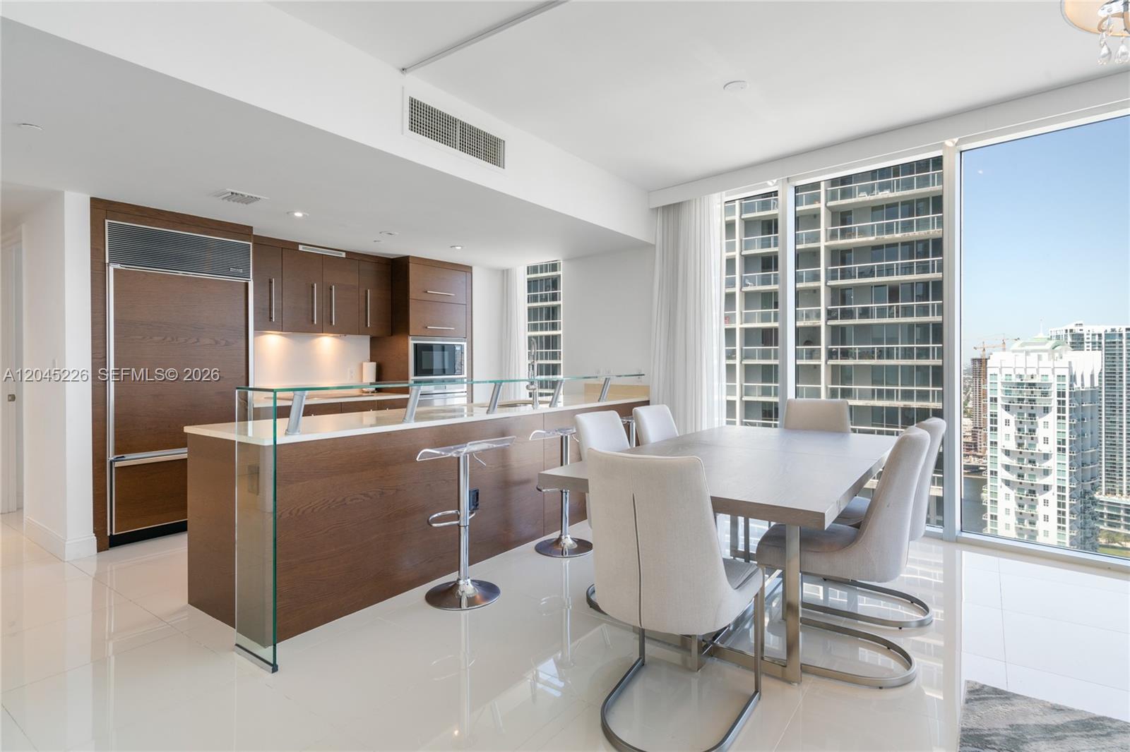 475 Brickell Ave # 4315