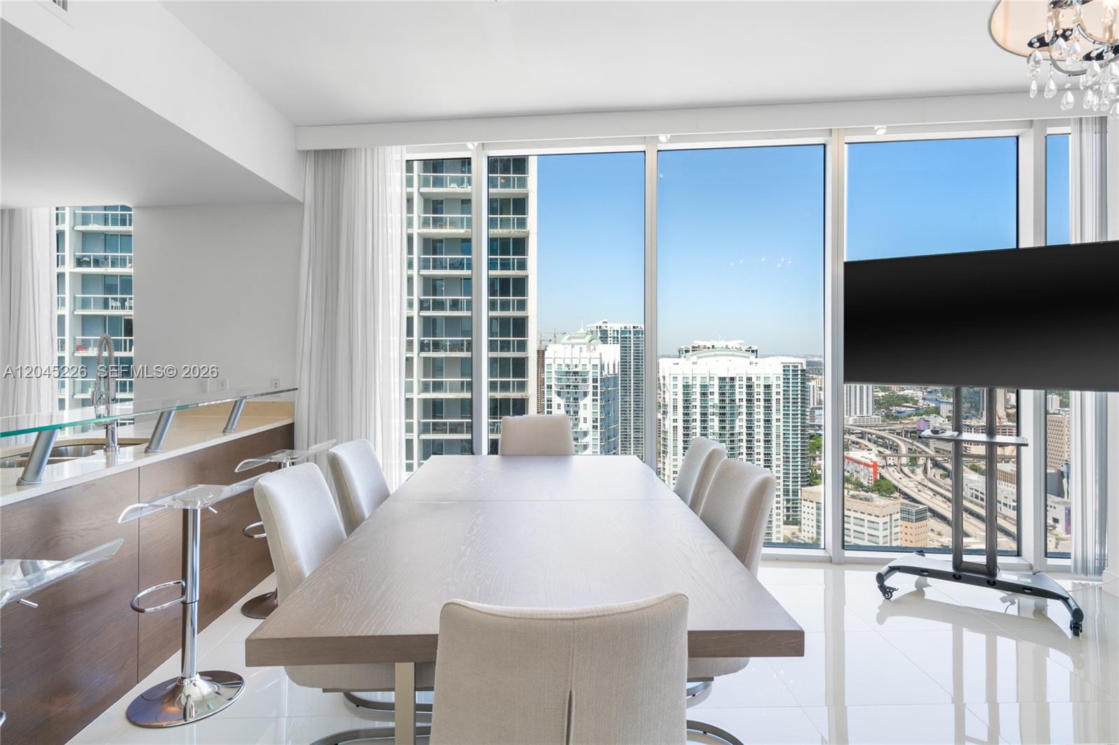 475 Brickell Ave # 4315
