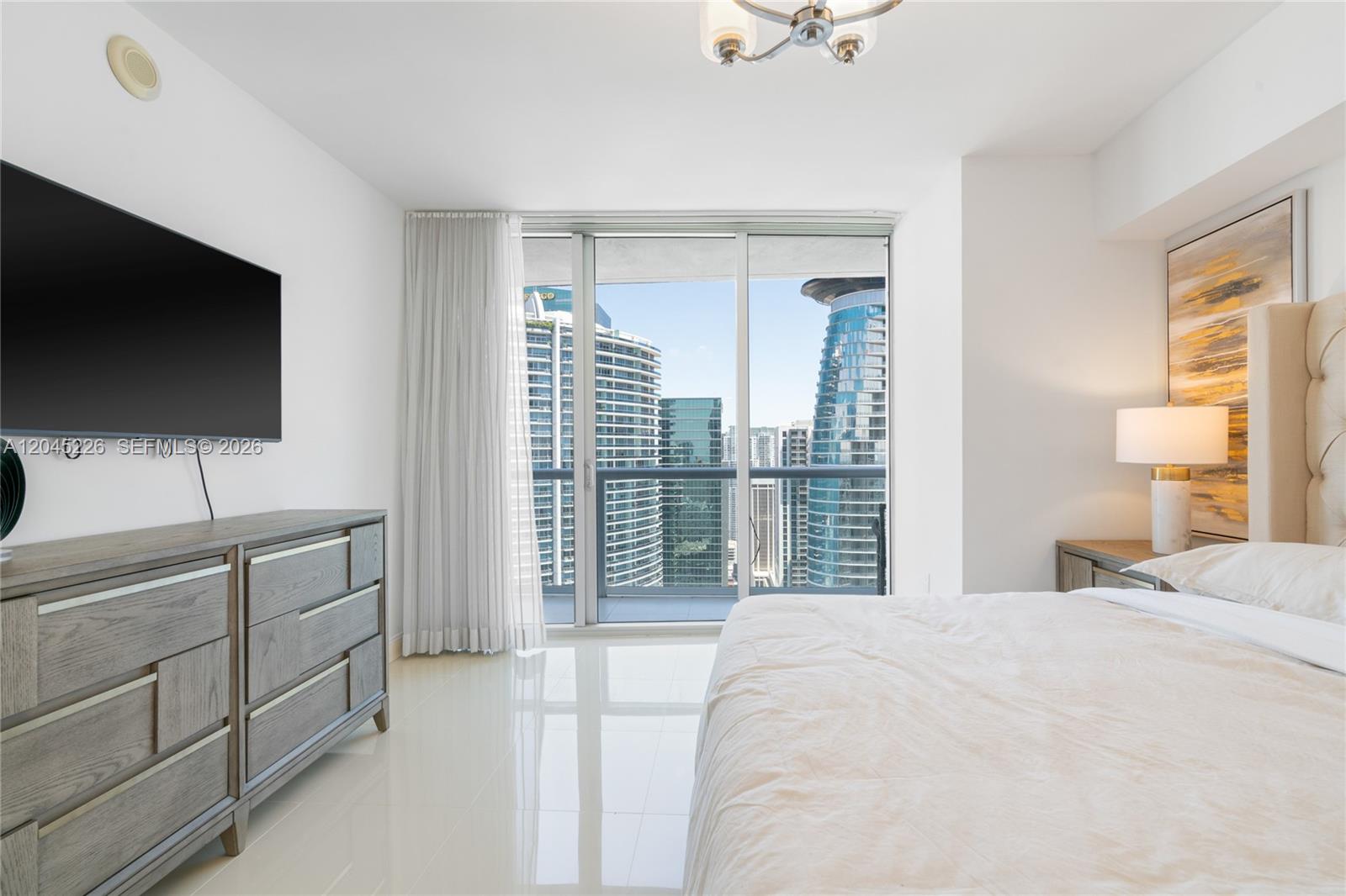 475 Brickell Ave # 4315