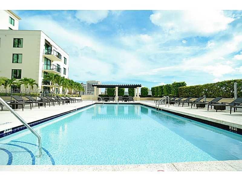 1300 Ponce De Leon Blvd # 608