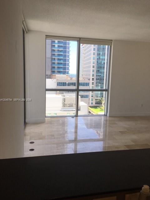 1060 BRICKELL AV # 1901