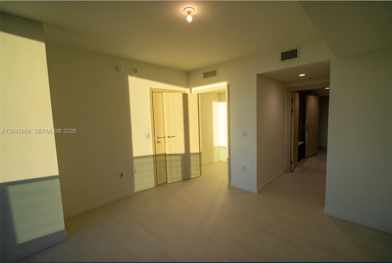 1000 Brickell Plaza # 2506