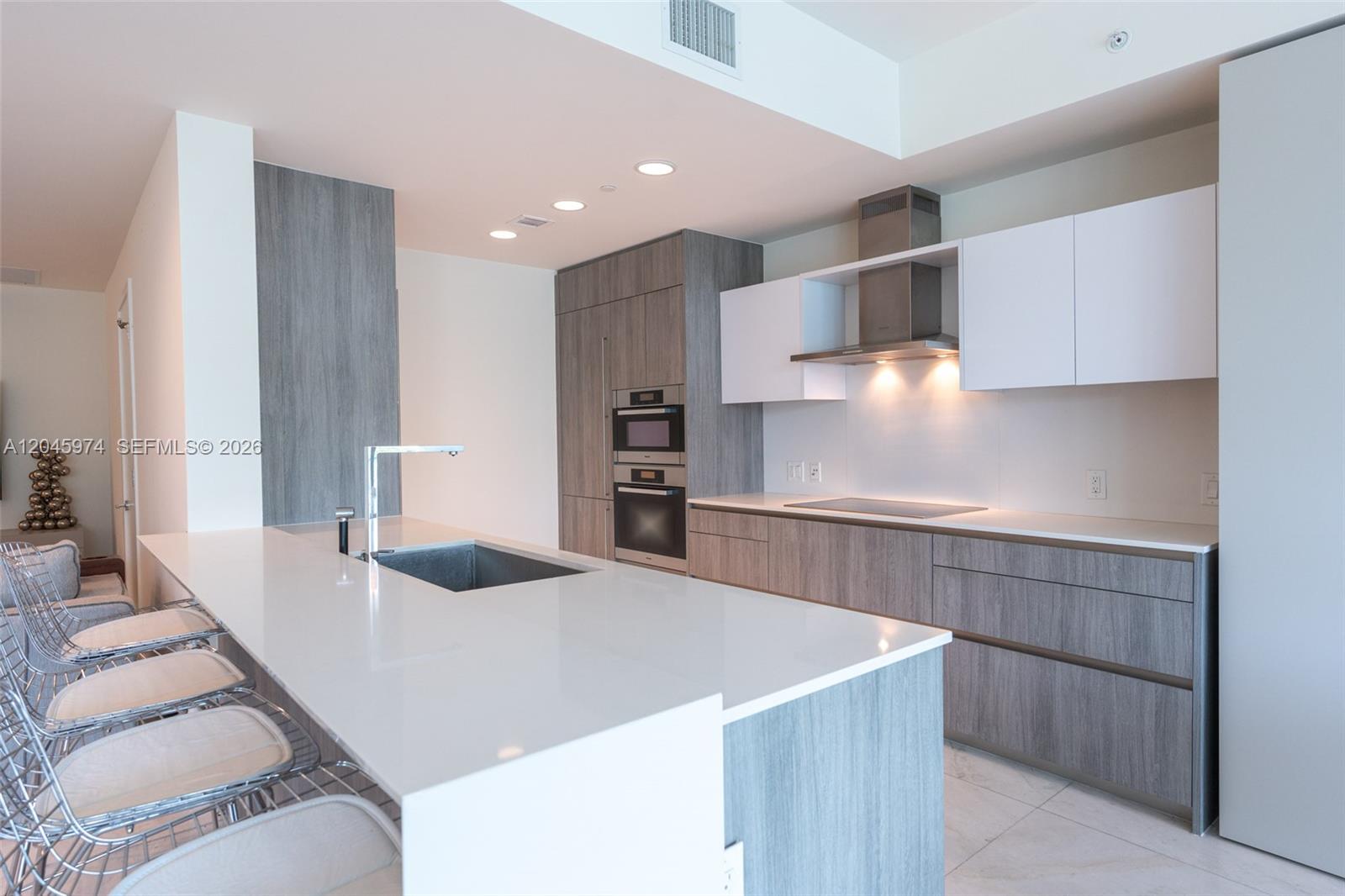 360 Ocean Dr # 205S