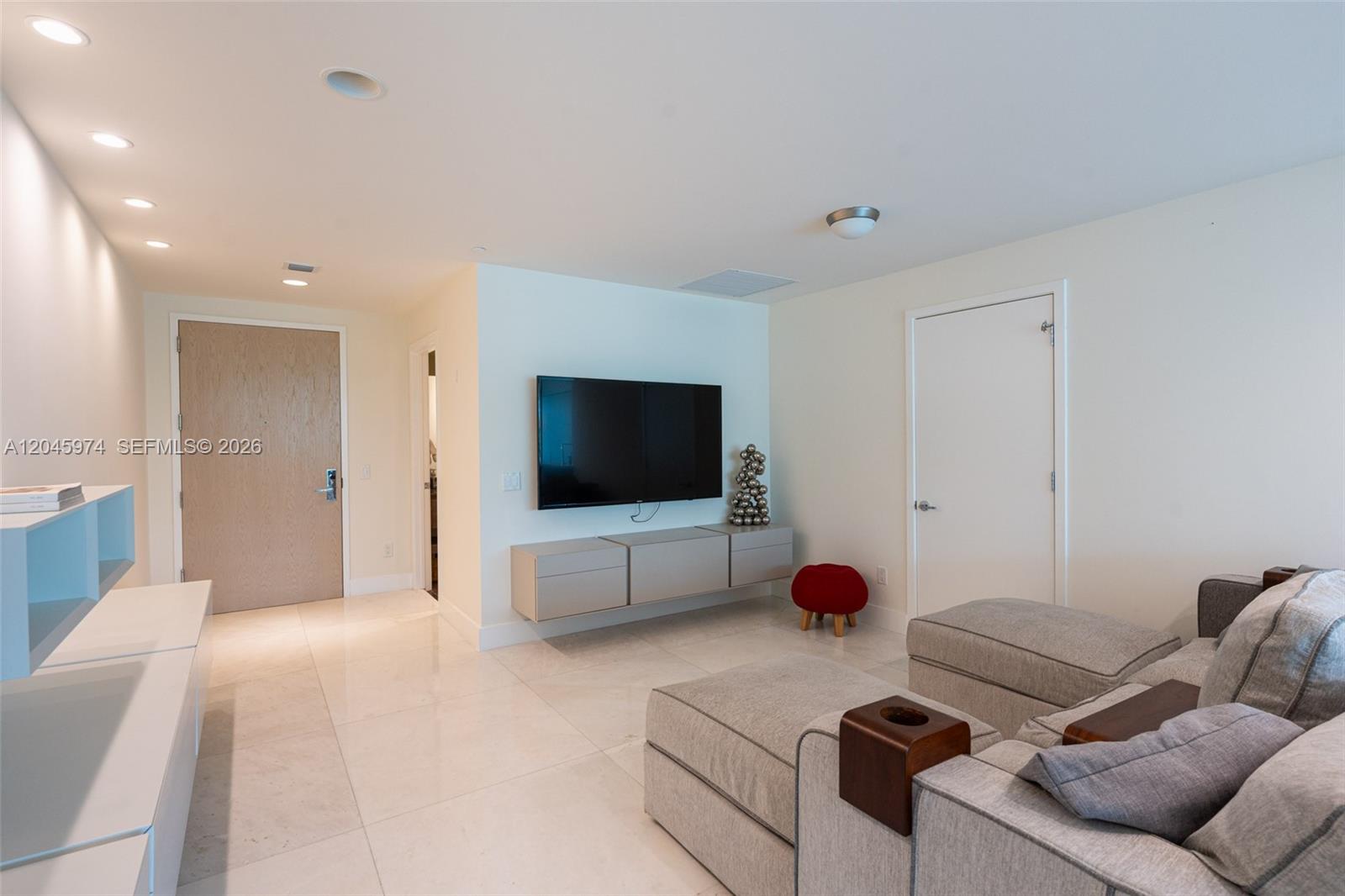 360 Ocean Dr # 205S
