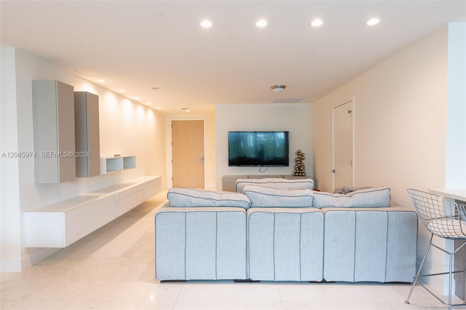 360 Ocean Dr # 205S