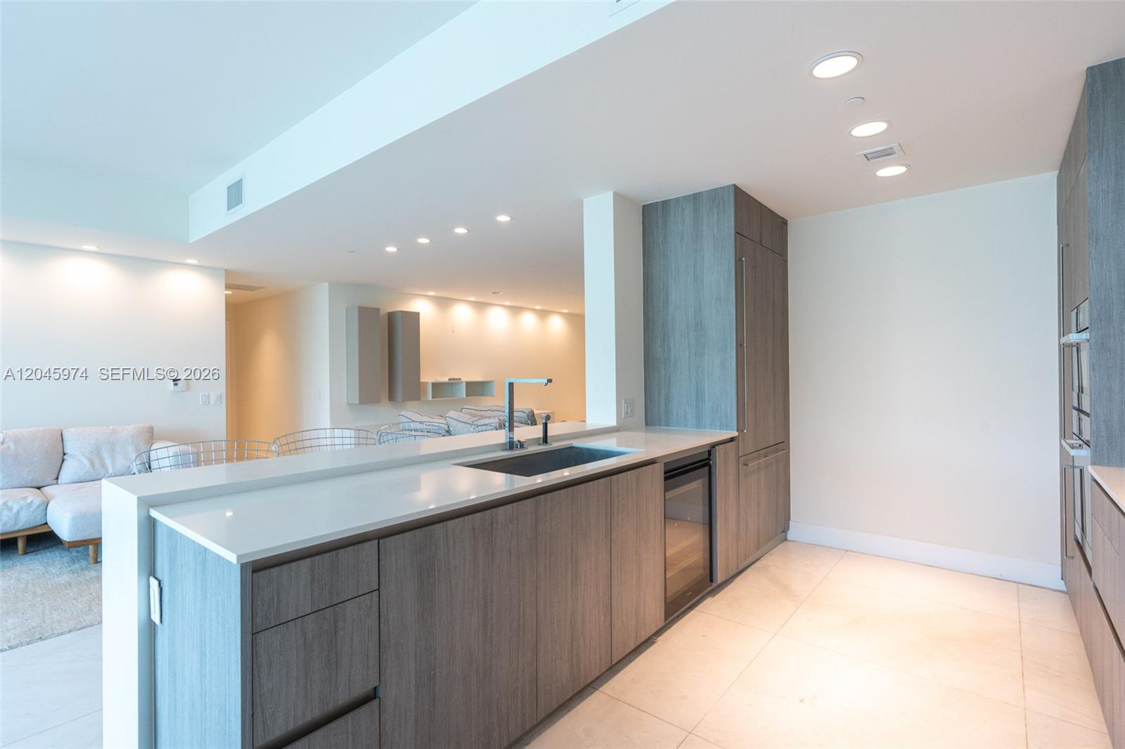 360 Ocean Dr # 205S