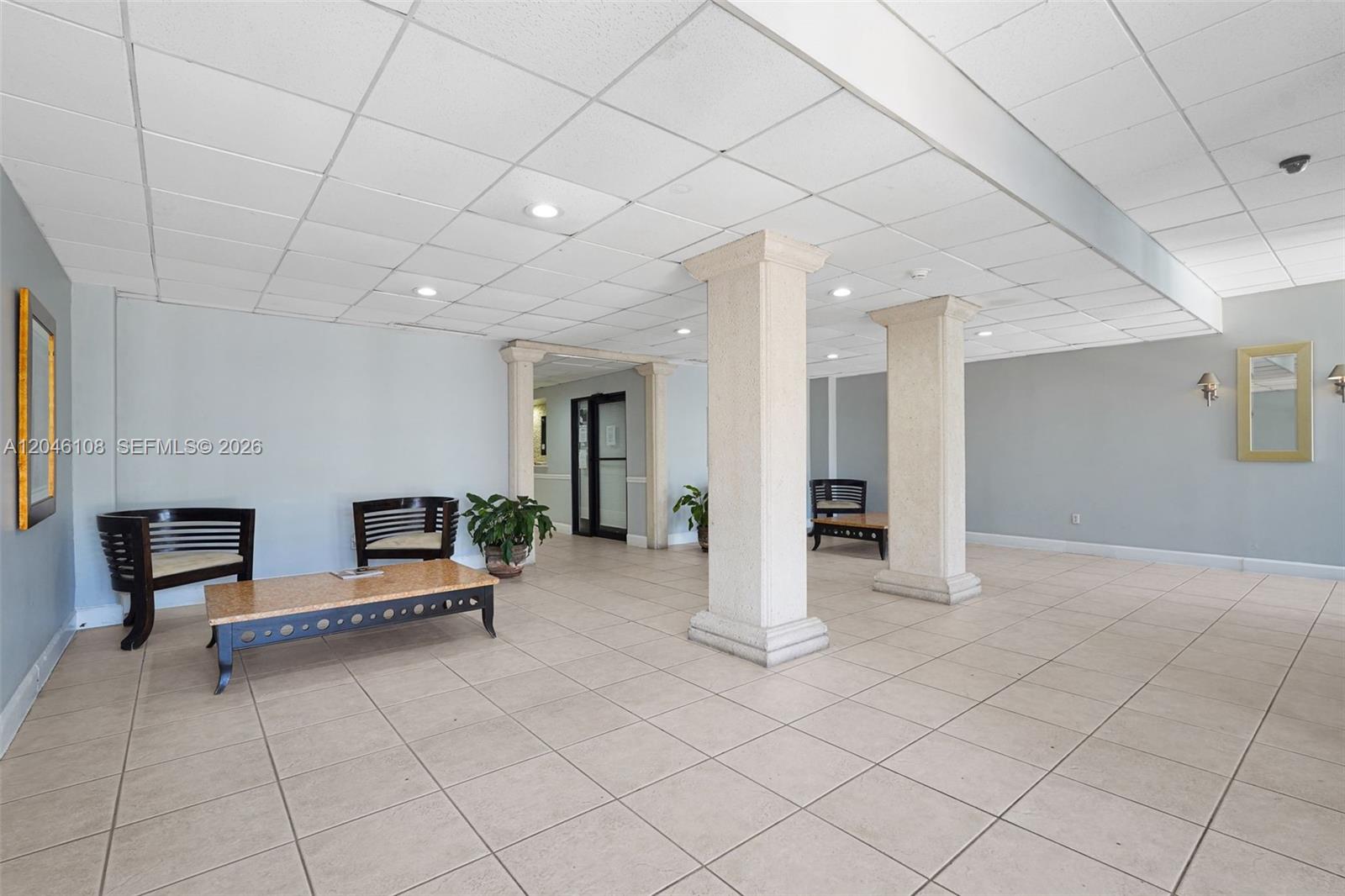 2016 Bay Dr # 808