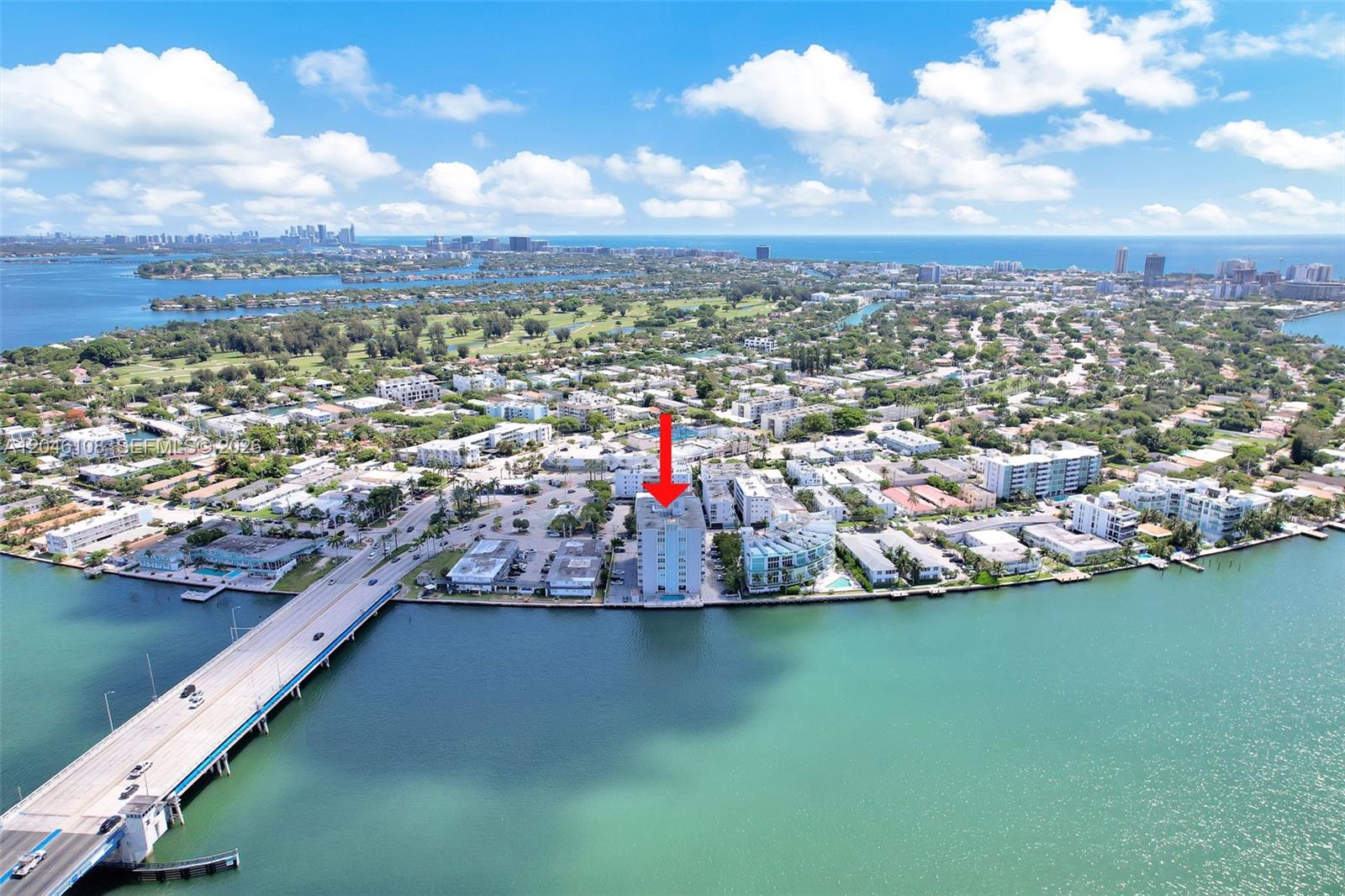 2016 Bay Dr # 808