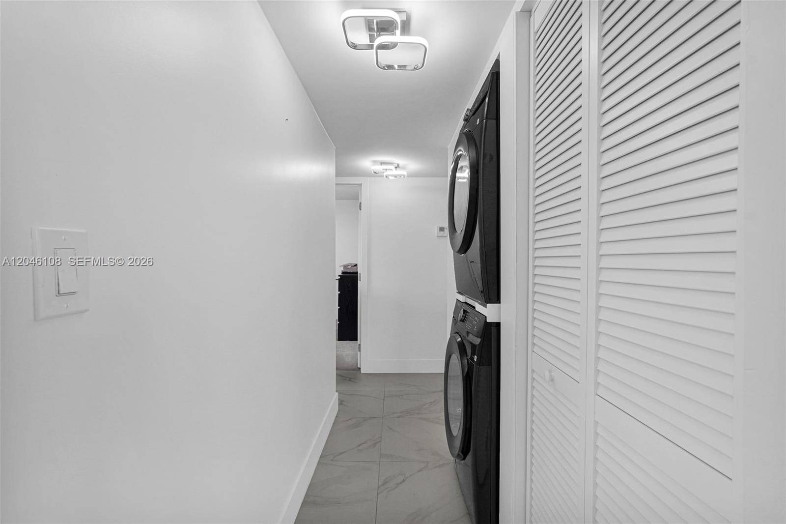 2016 Bay Dr # 808