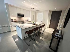 68 SE 6th St # 906