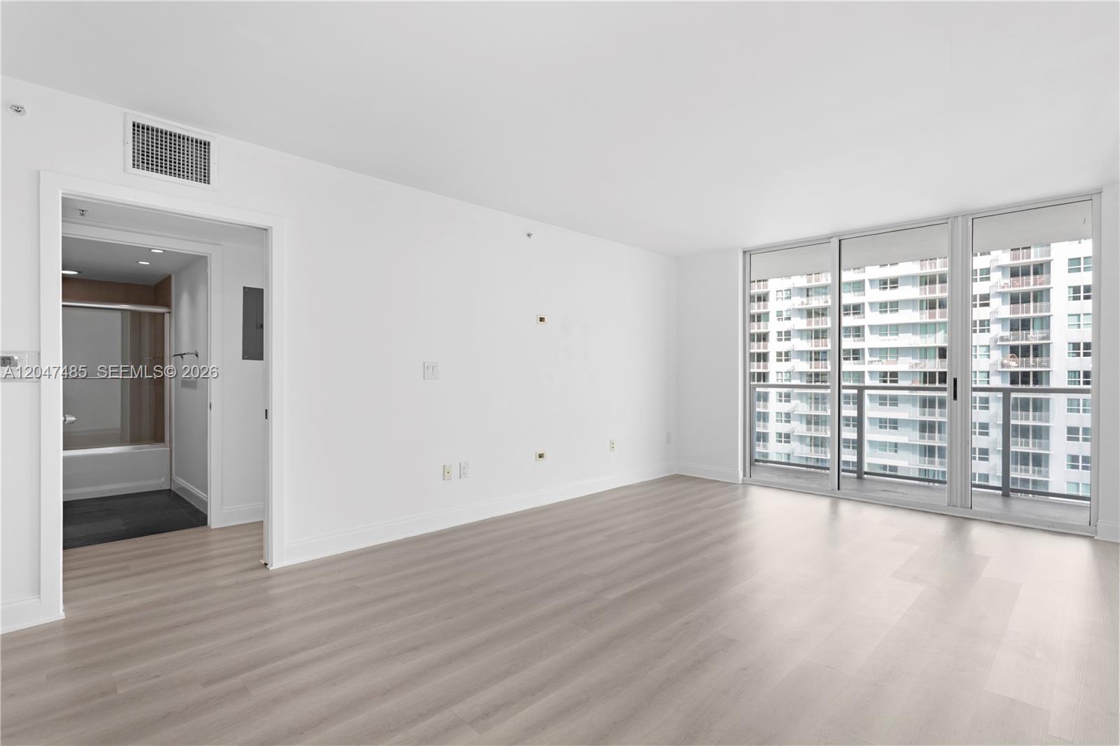 1155 Brickell Bay Dr # 2206