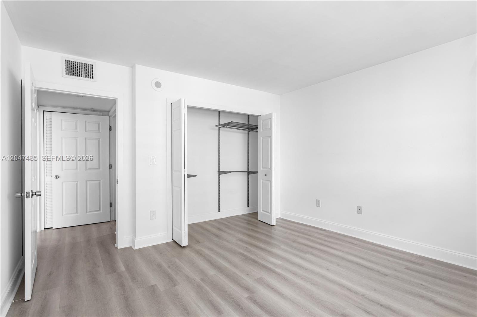 1155 Brickell Bay Dr # 2206