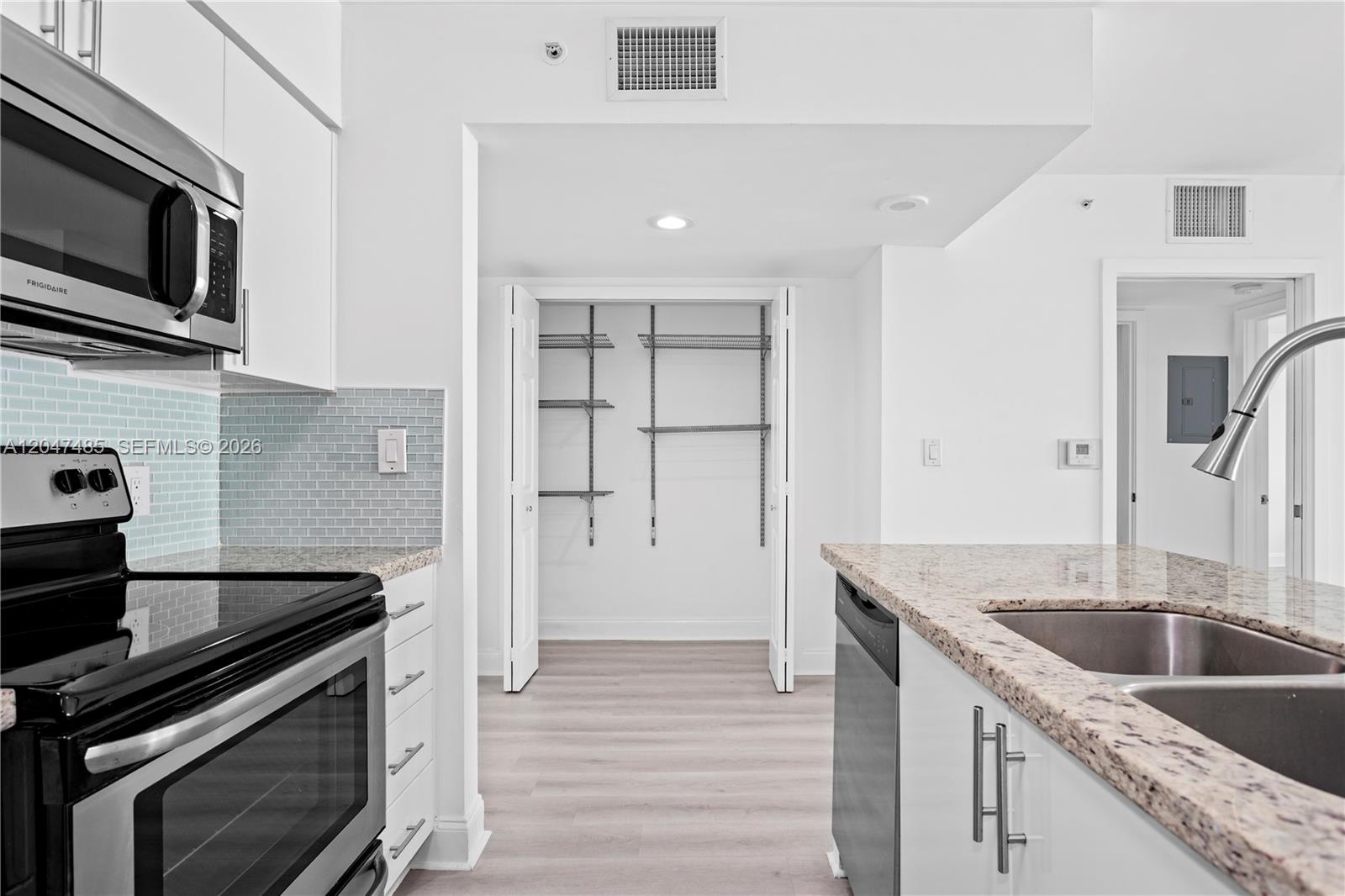 1155 Brickell Bay Dr # 2206