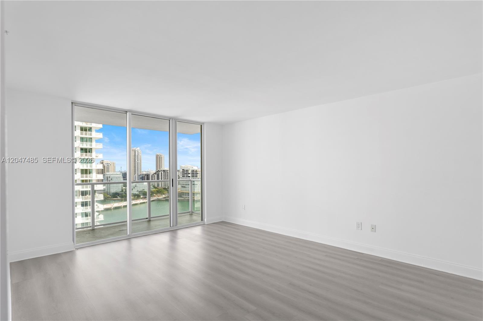 1155 Brickell Bay Dr # 2206